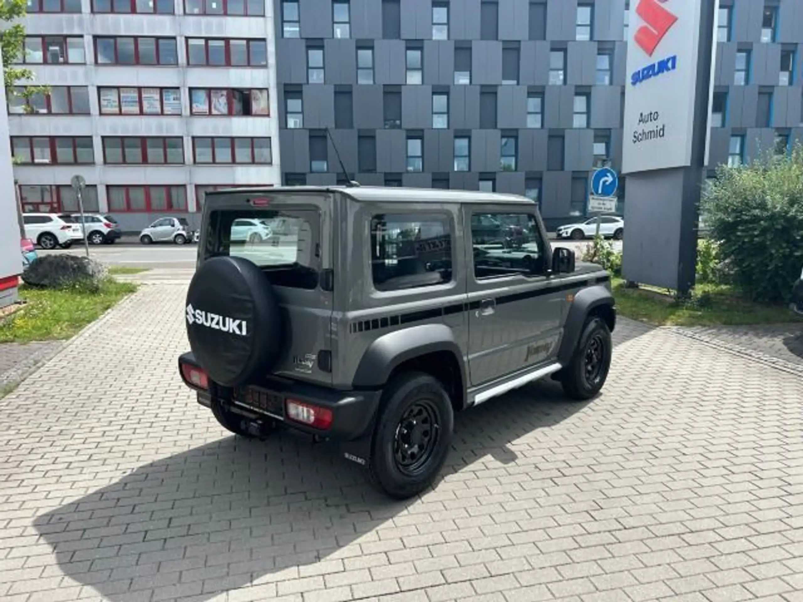 Suzuki - Jimny