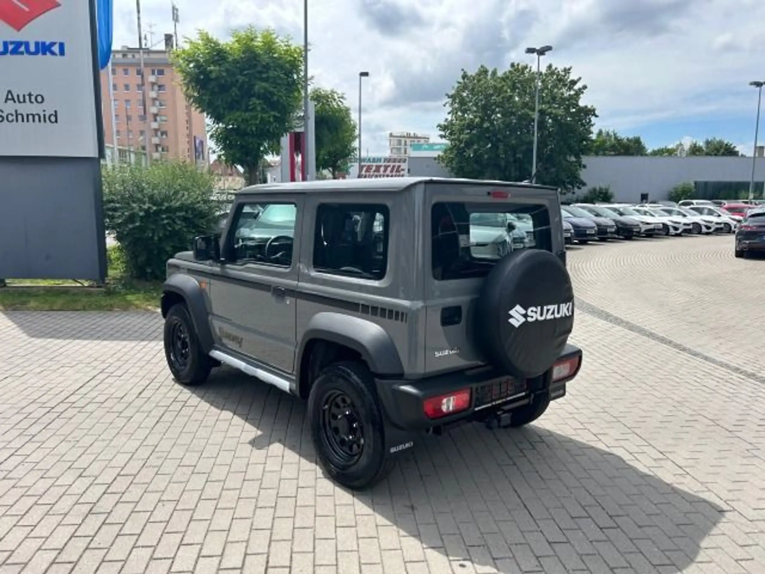 Suzuki - Jimny