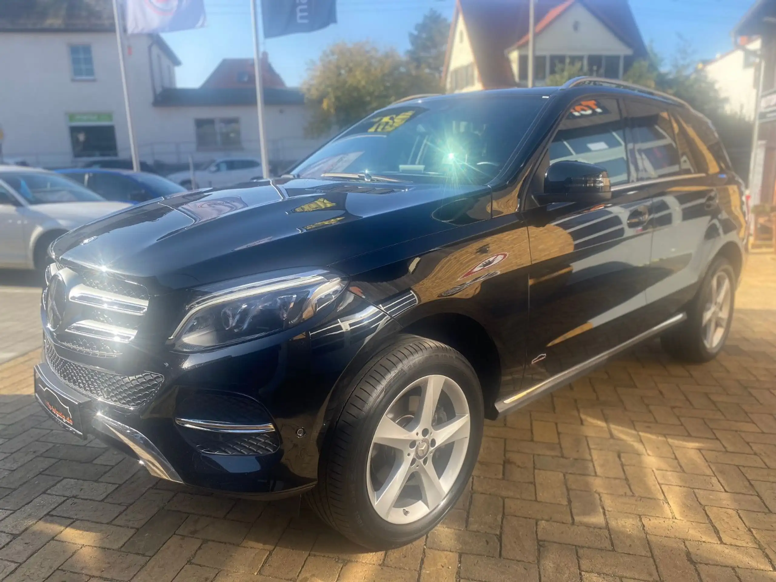 Mercedes-Benz - GLE 250