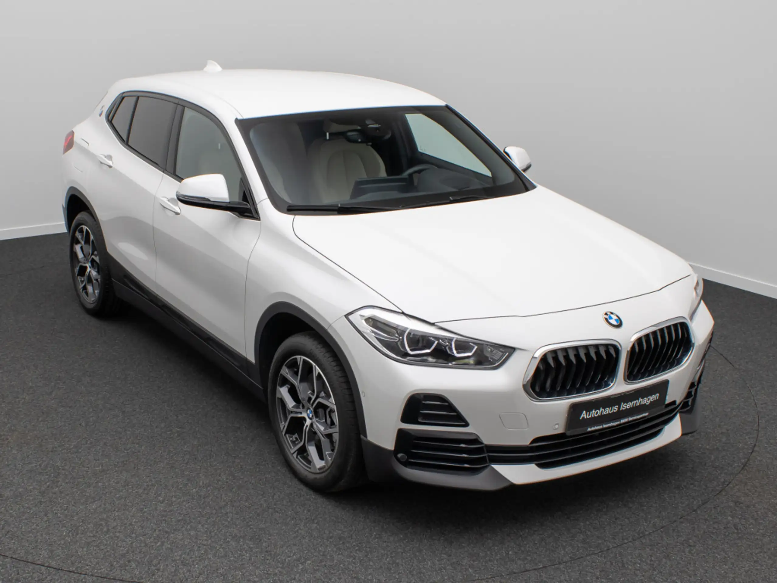 BMW - X2