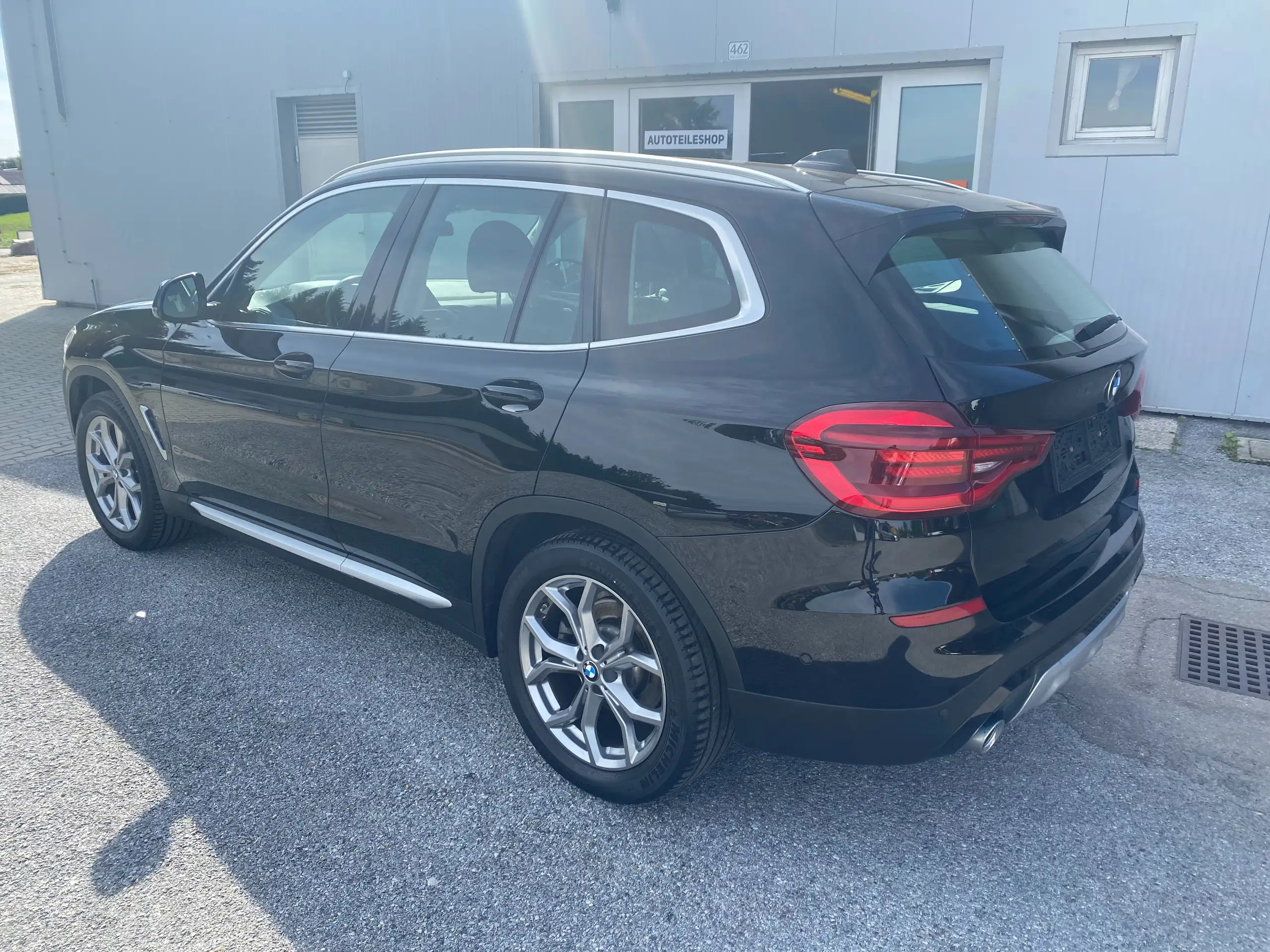 BMW - X3