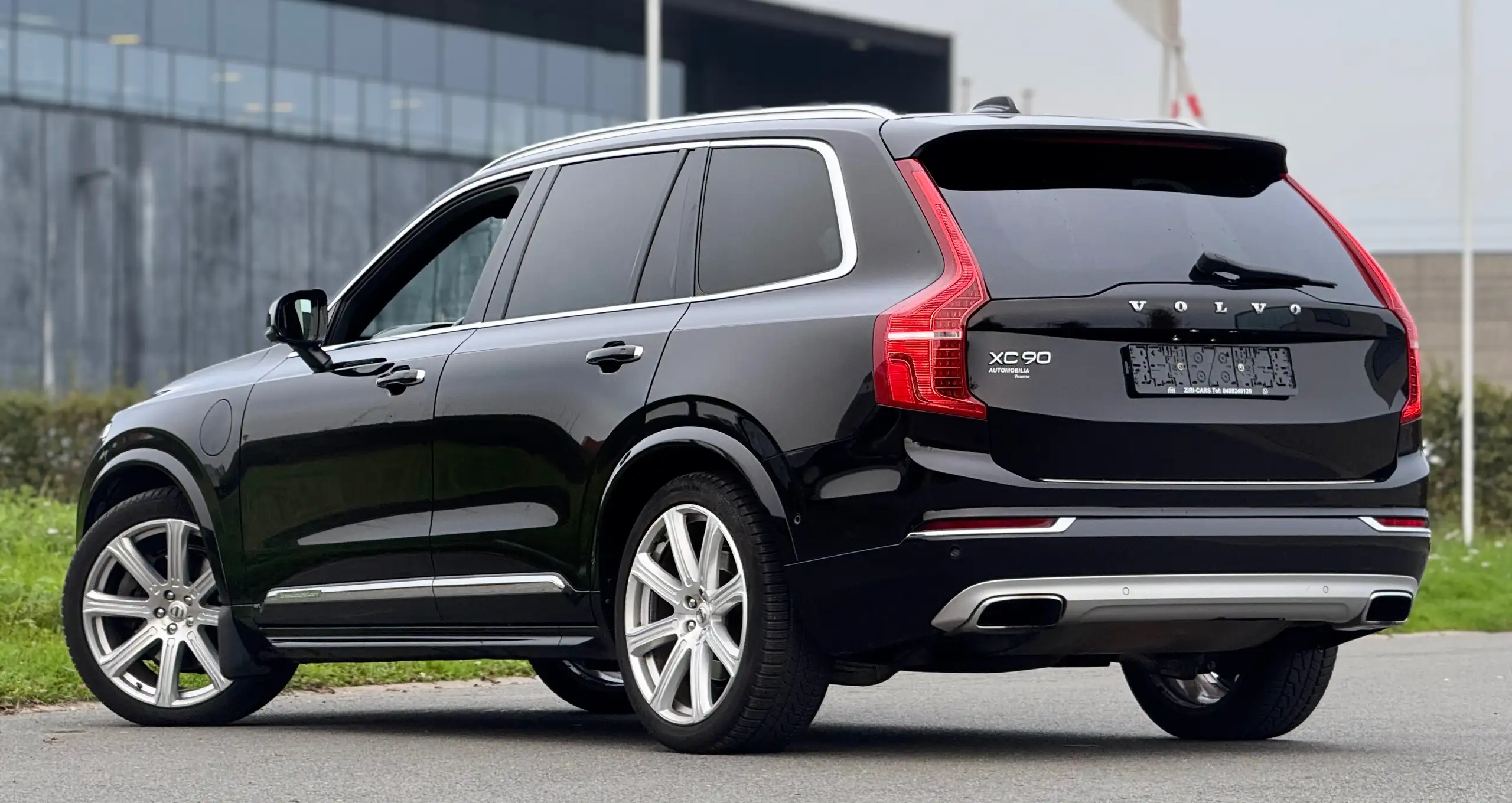 Volvo - XC90