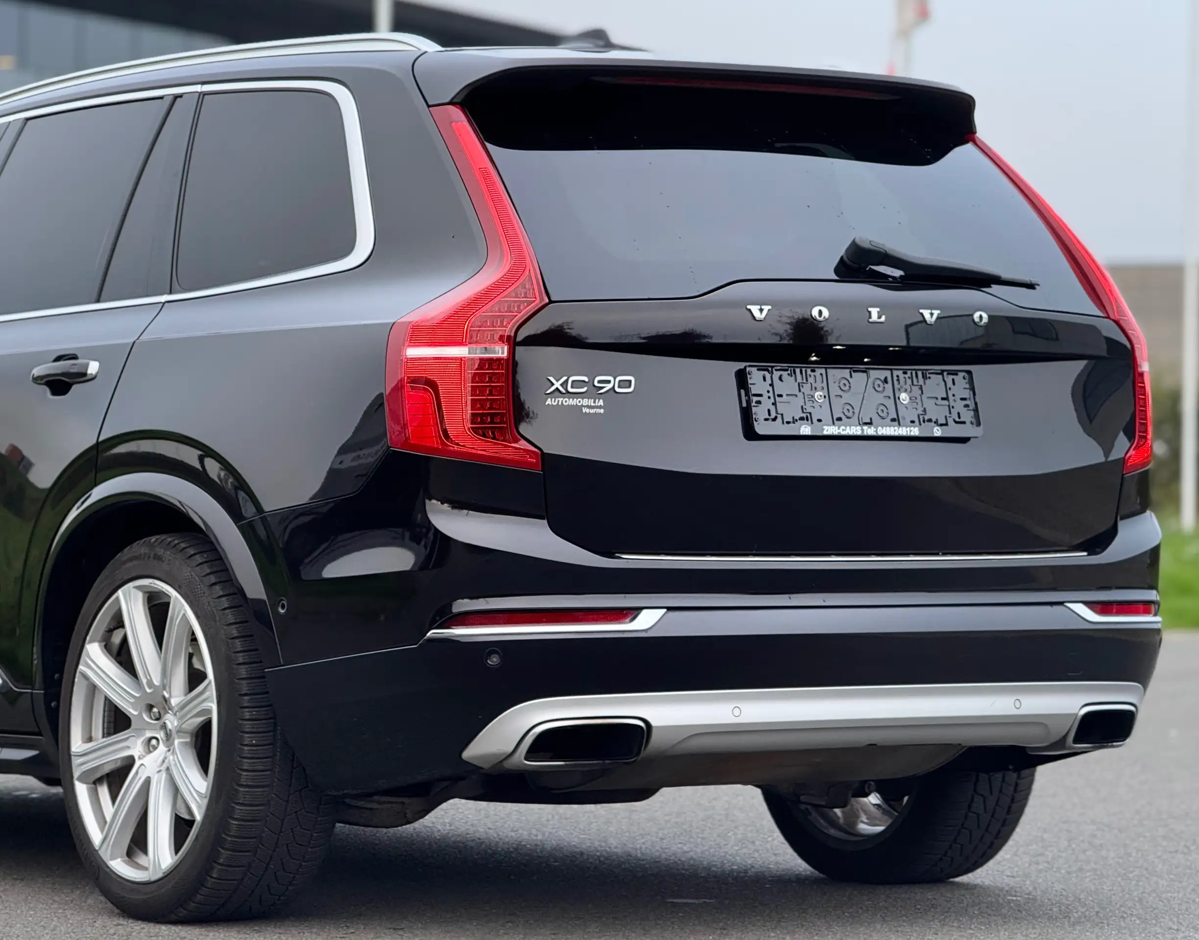 Volvo - XC90