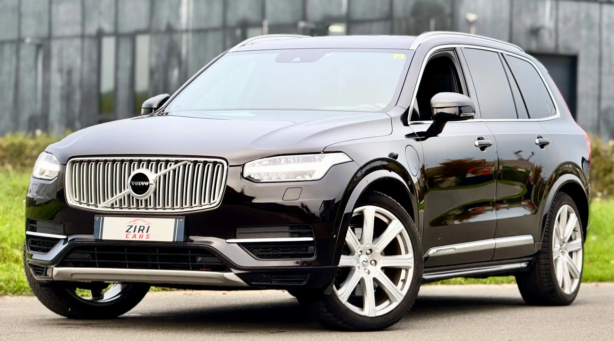 Volvo - XC90