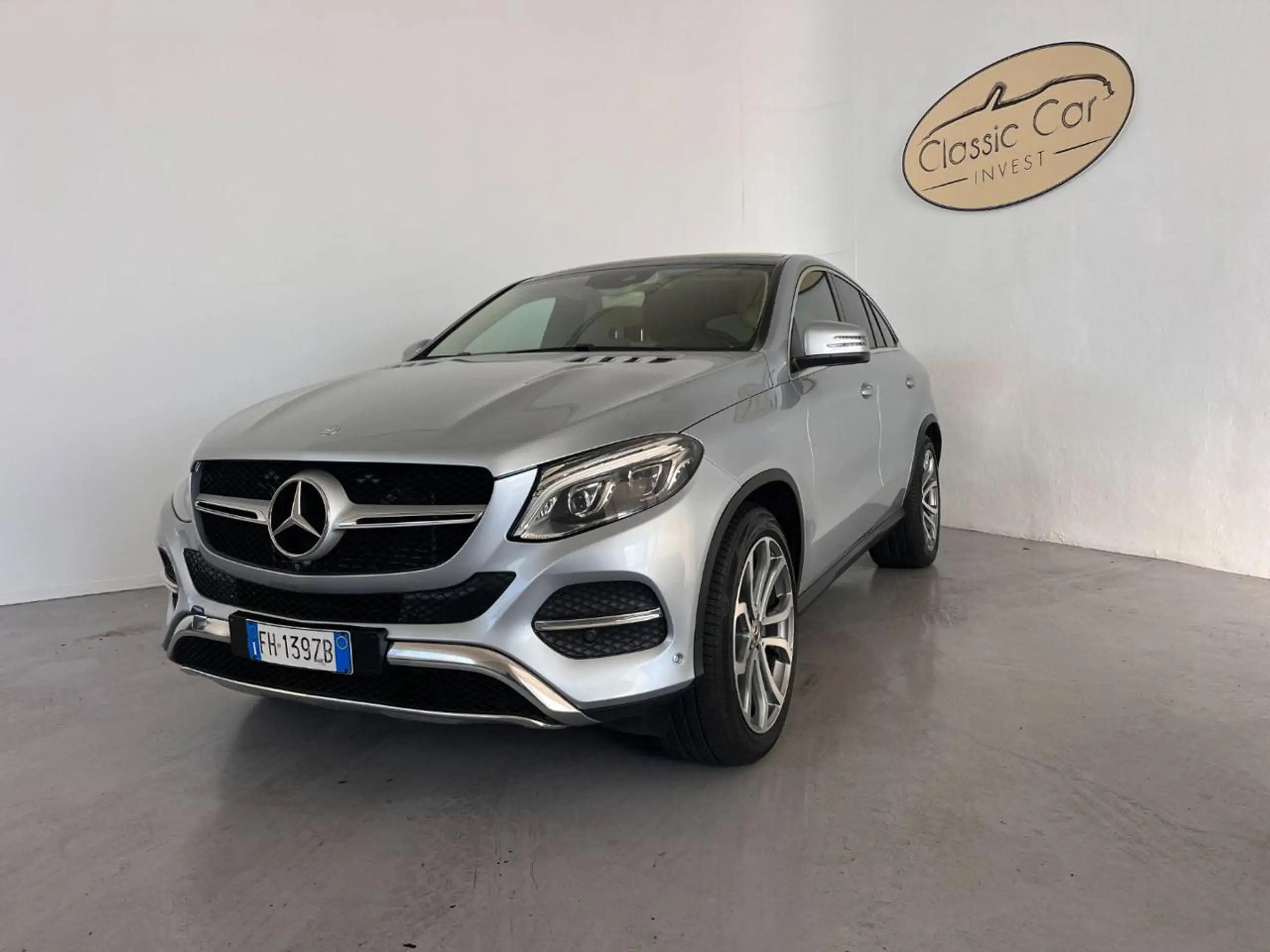 Mercedes-Benz - GLE 350