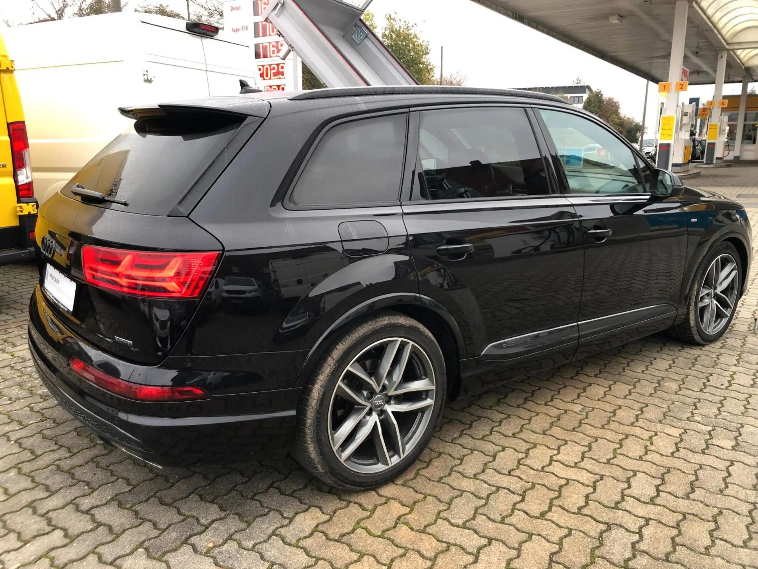 Audi - Q7