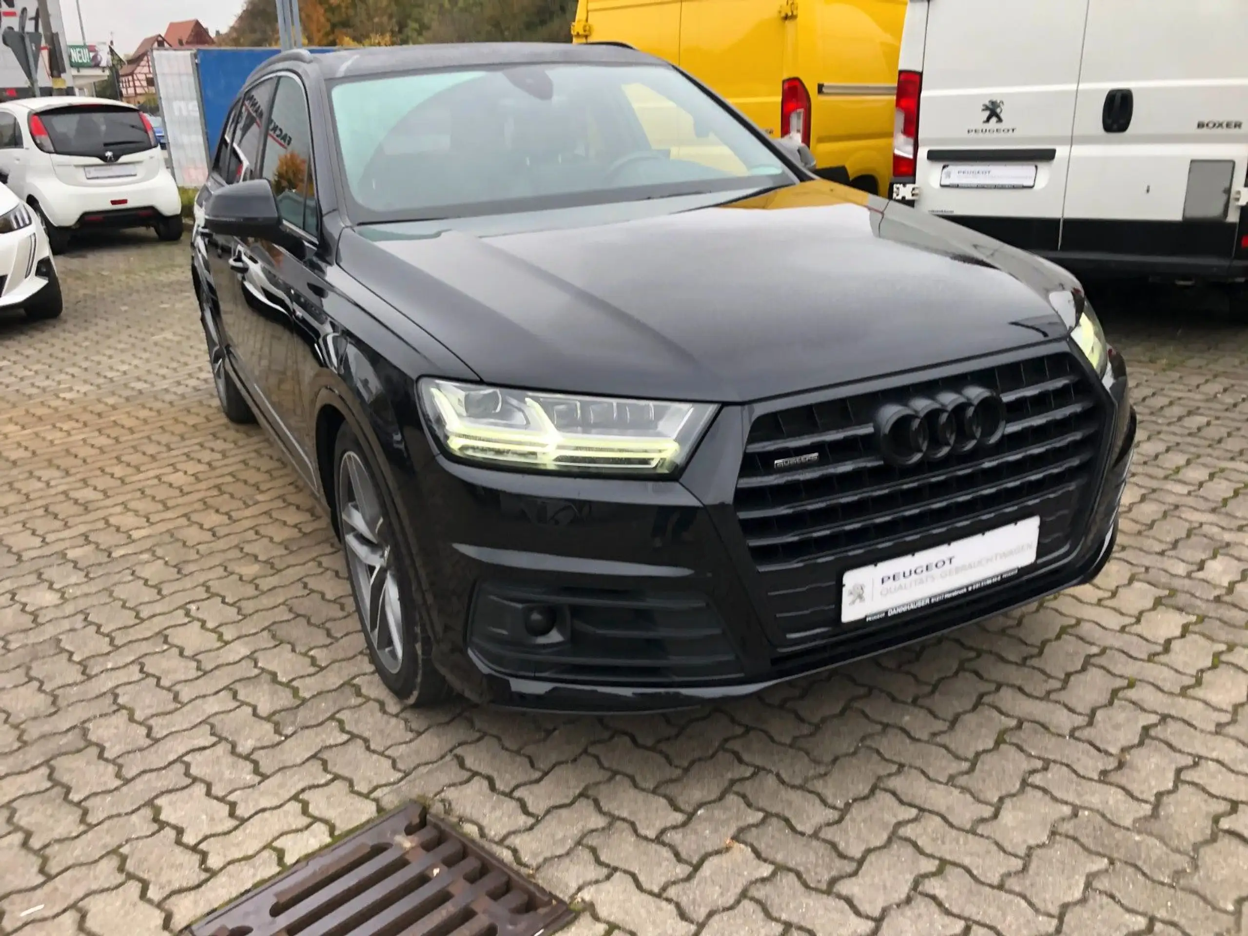 Audi - Q7