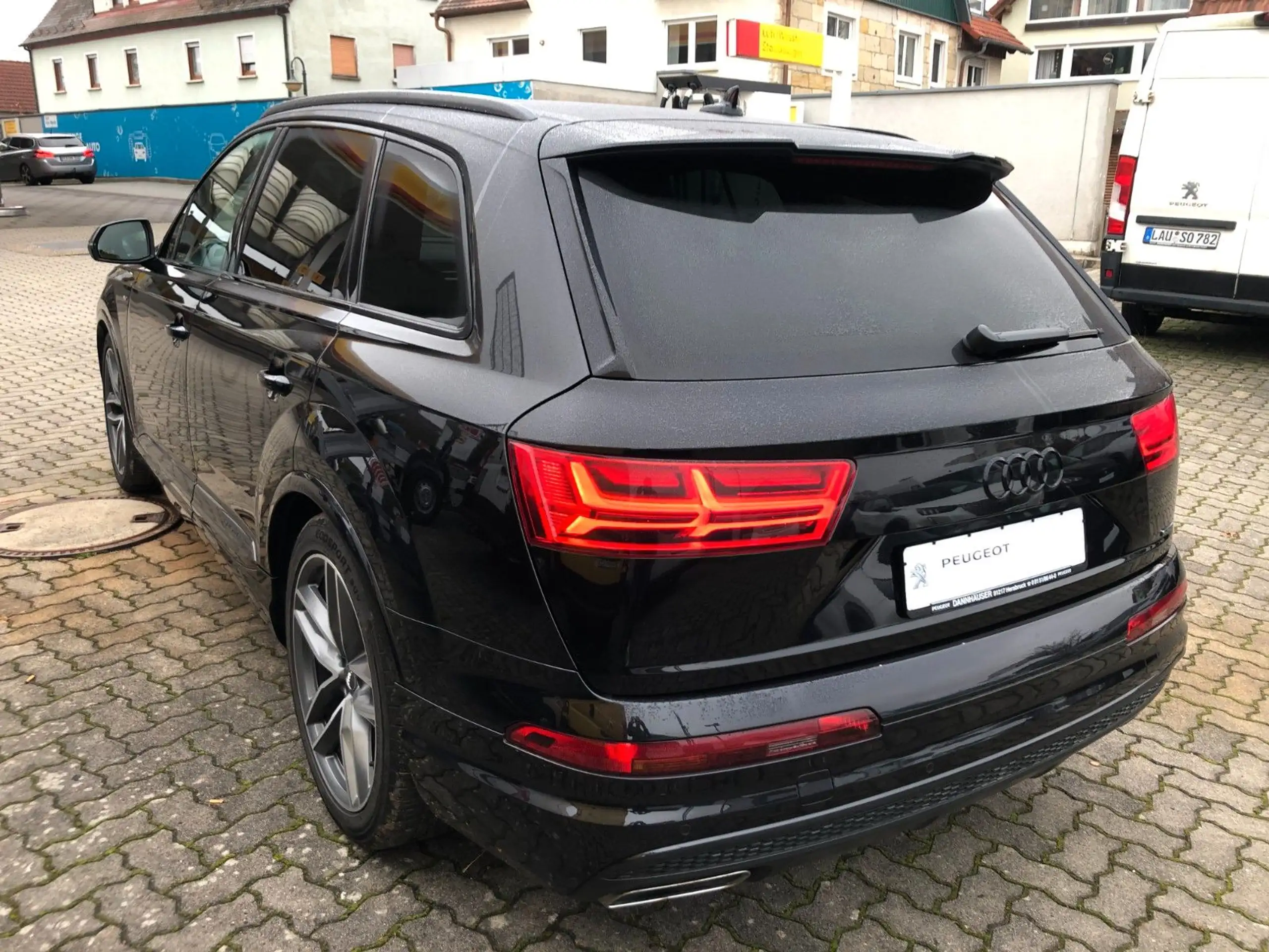 Audi - Q7