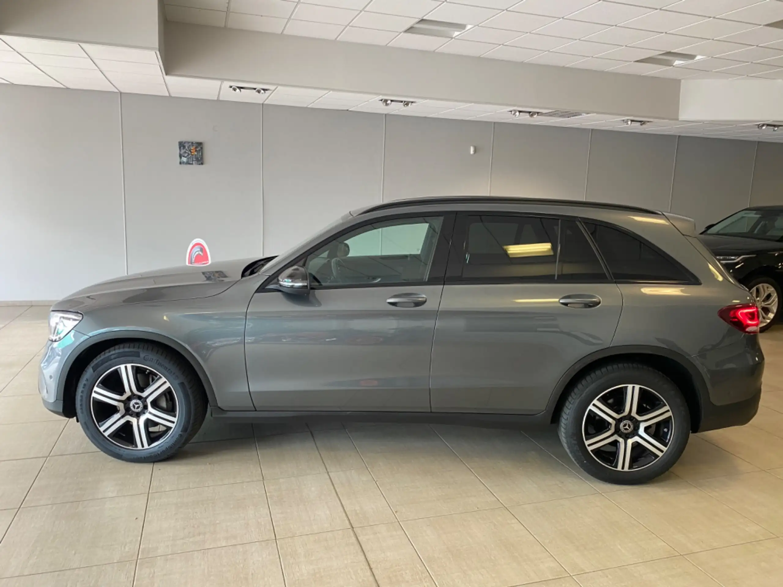 Mercedes-Benz - GLC 220