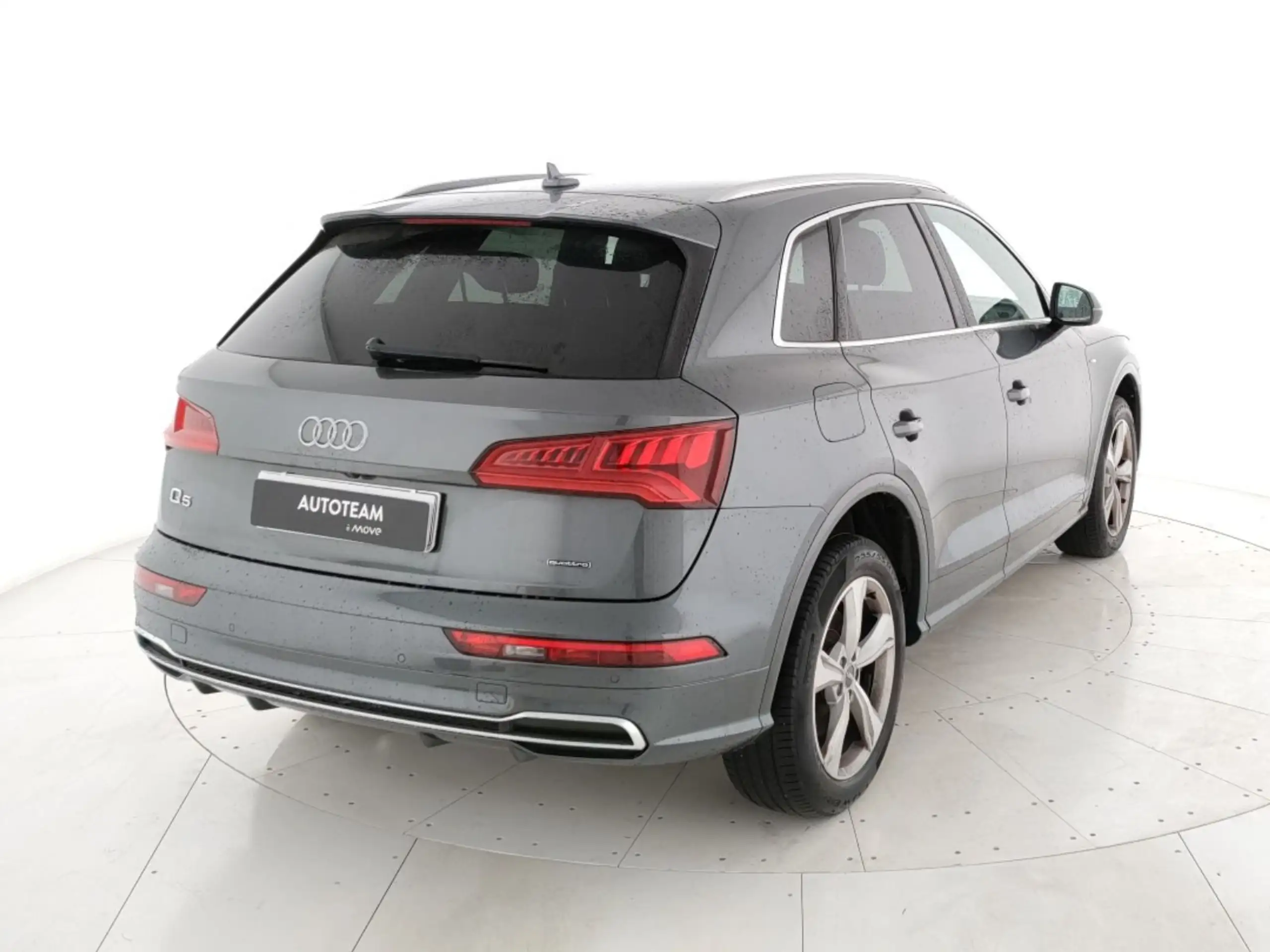 Audi - Q5