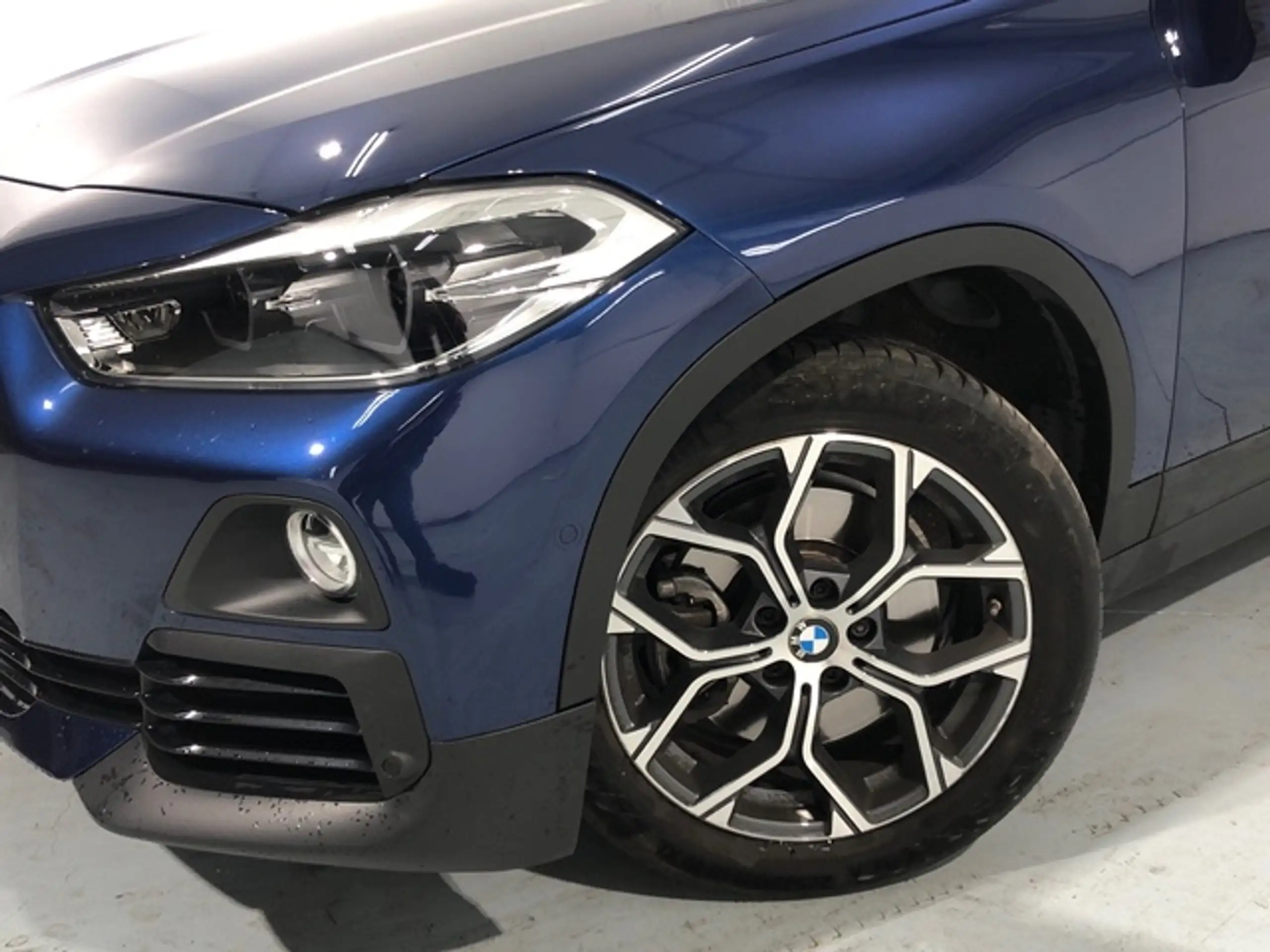 BMW - X2