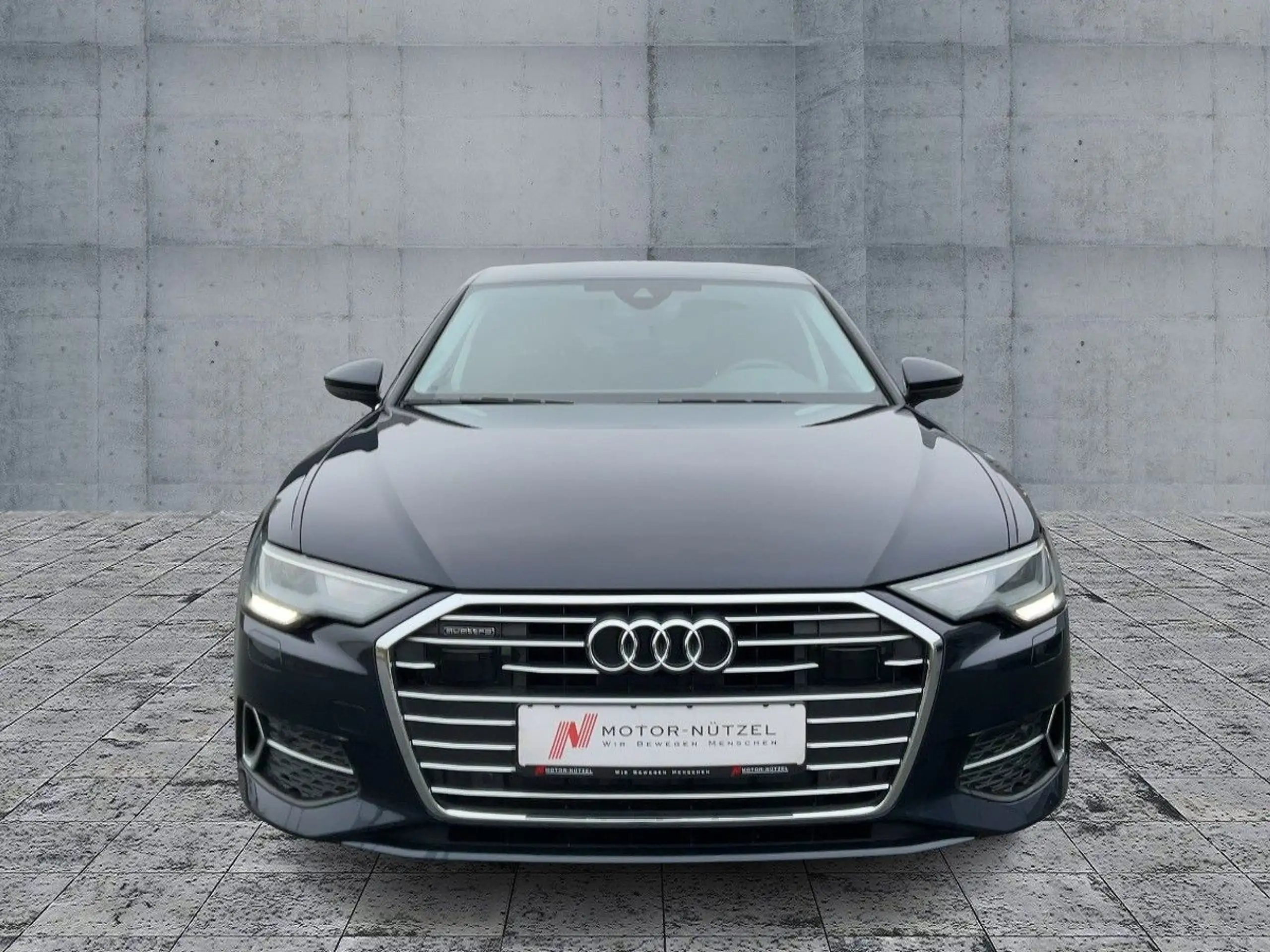 Audi - A6