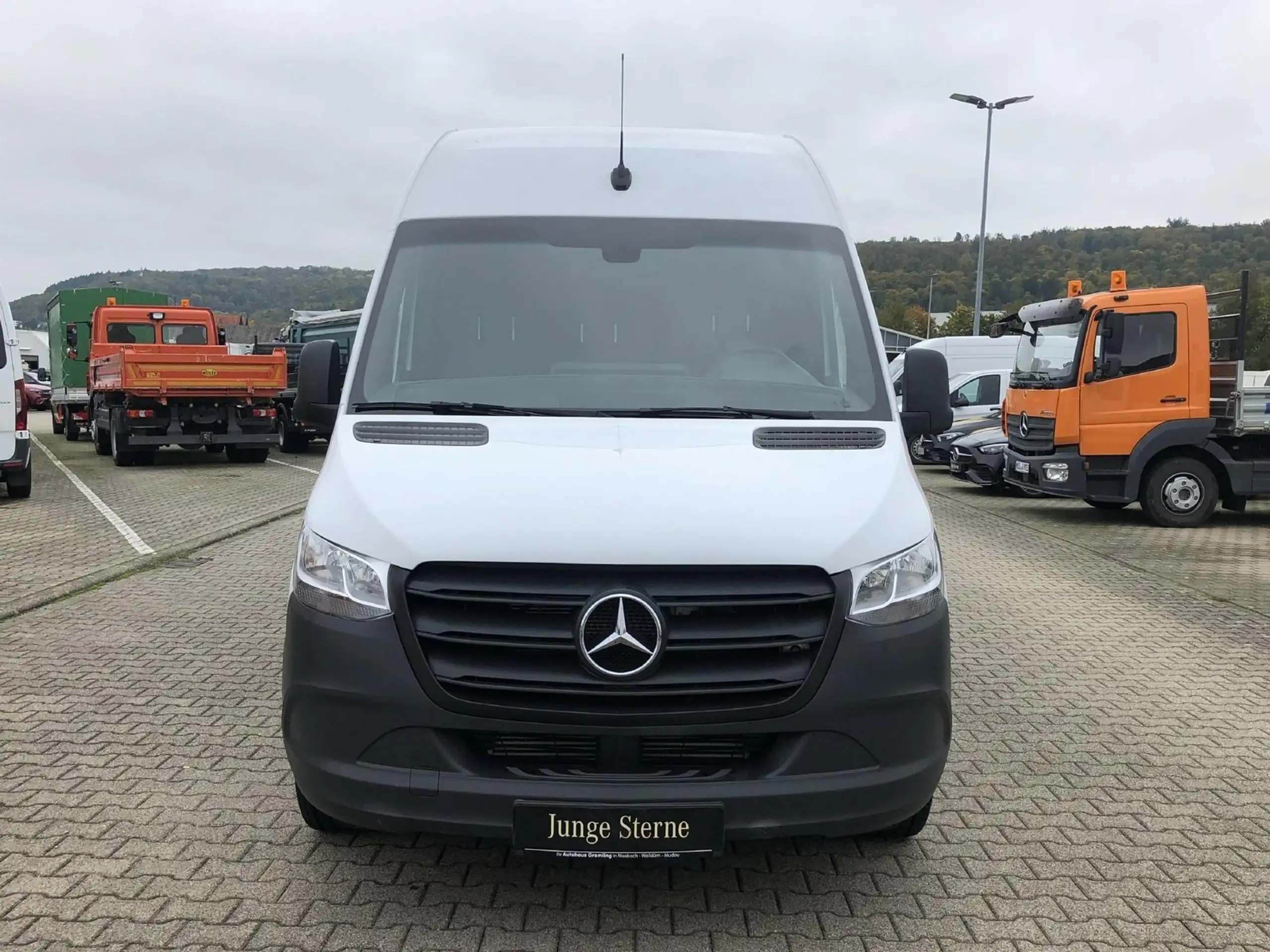 Mercedes-Benz - Sprinter