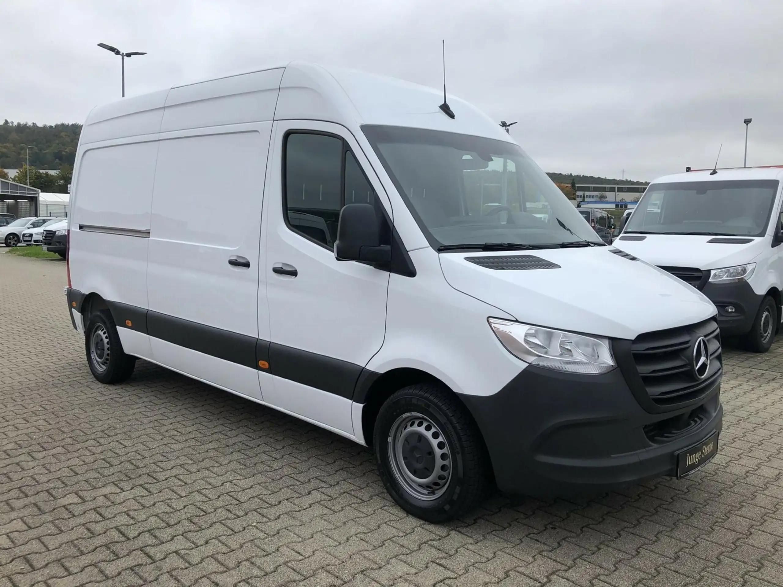 Mercedes-Benz - Sprinter