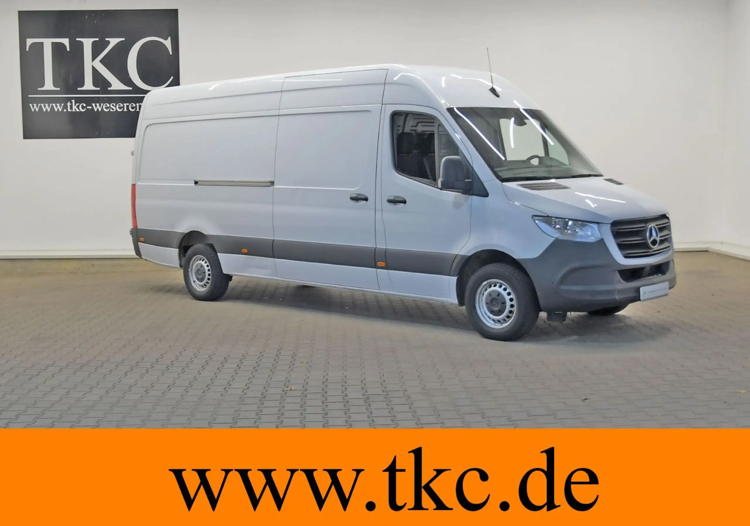 Mercedes-Benz - Sprinter