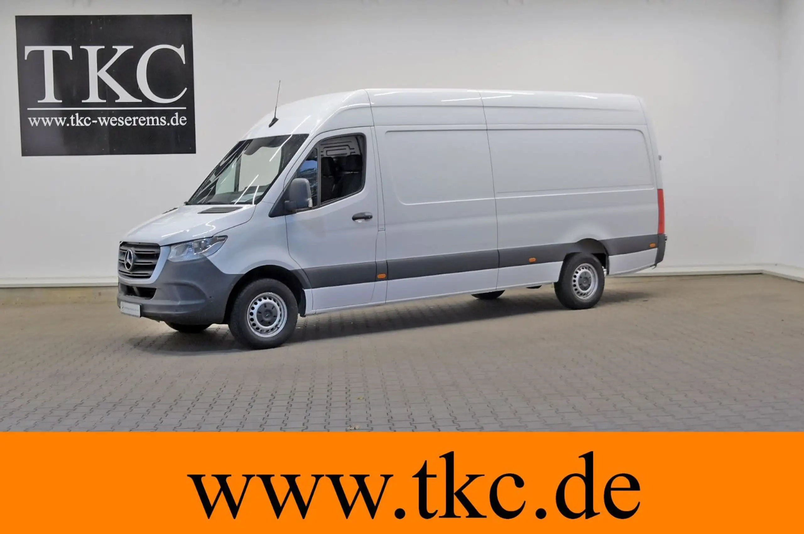 Mercedes-Benz - Sprinter