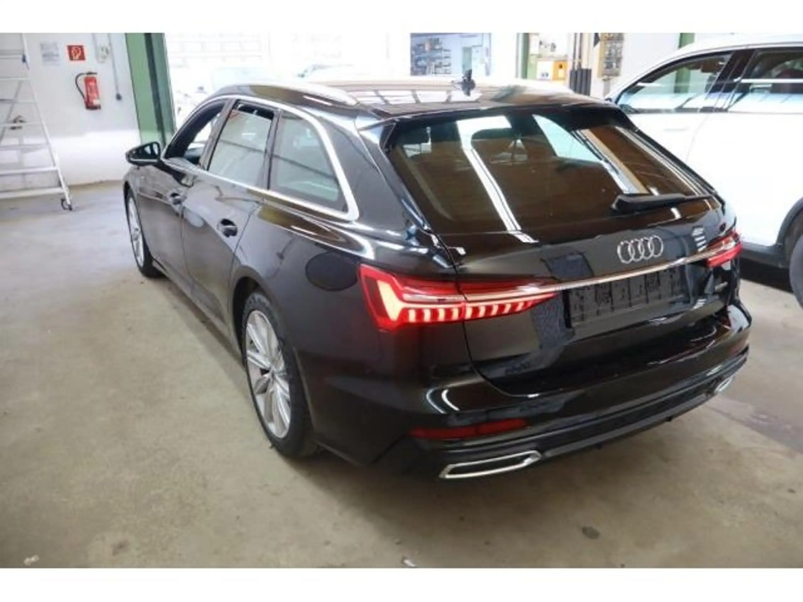 Audi - A6