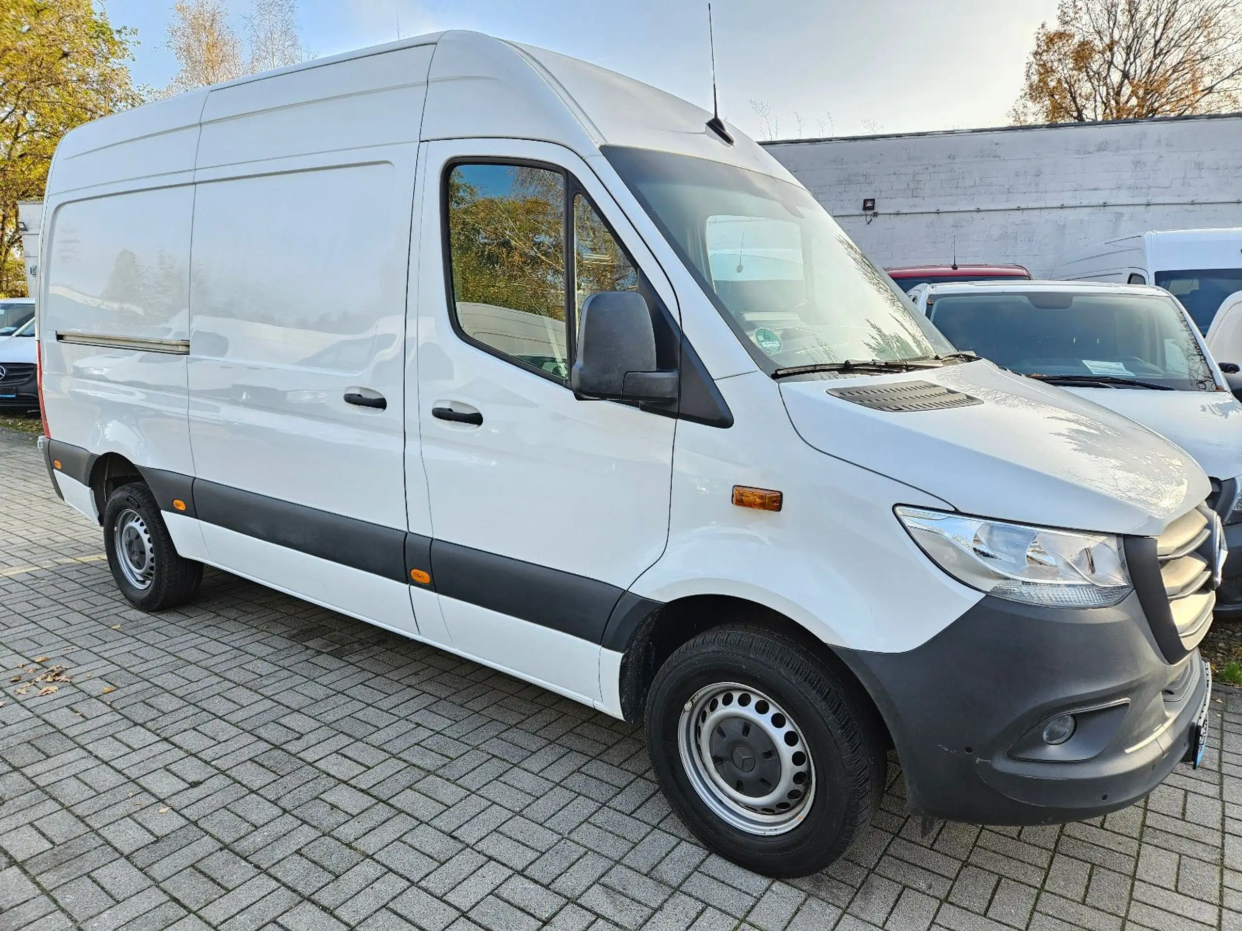 Mercedes-Benz - Sprinter