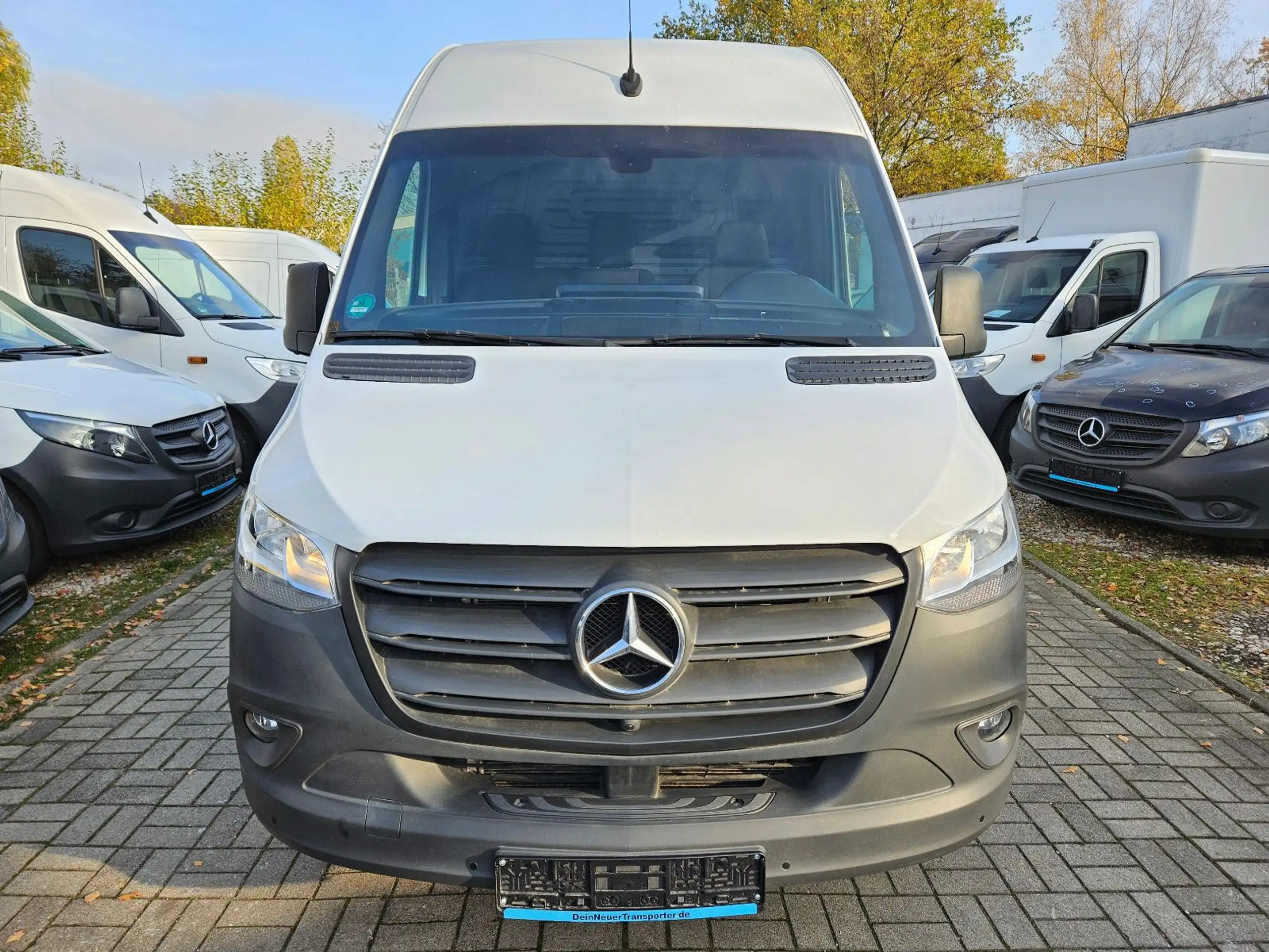 Mercedes-Benz - Sprinter