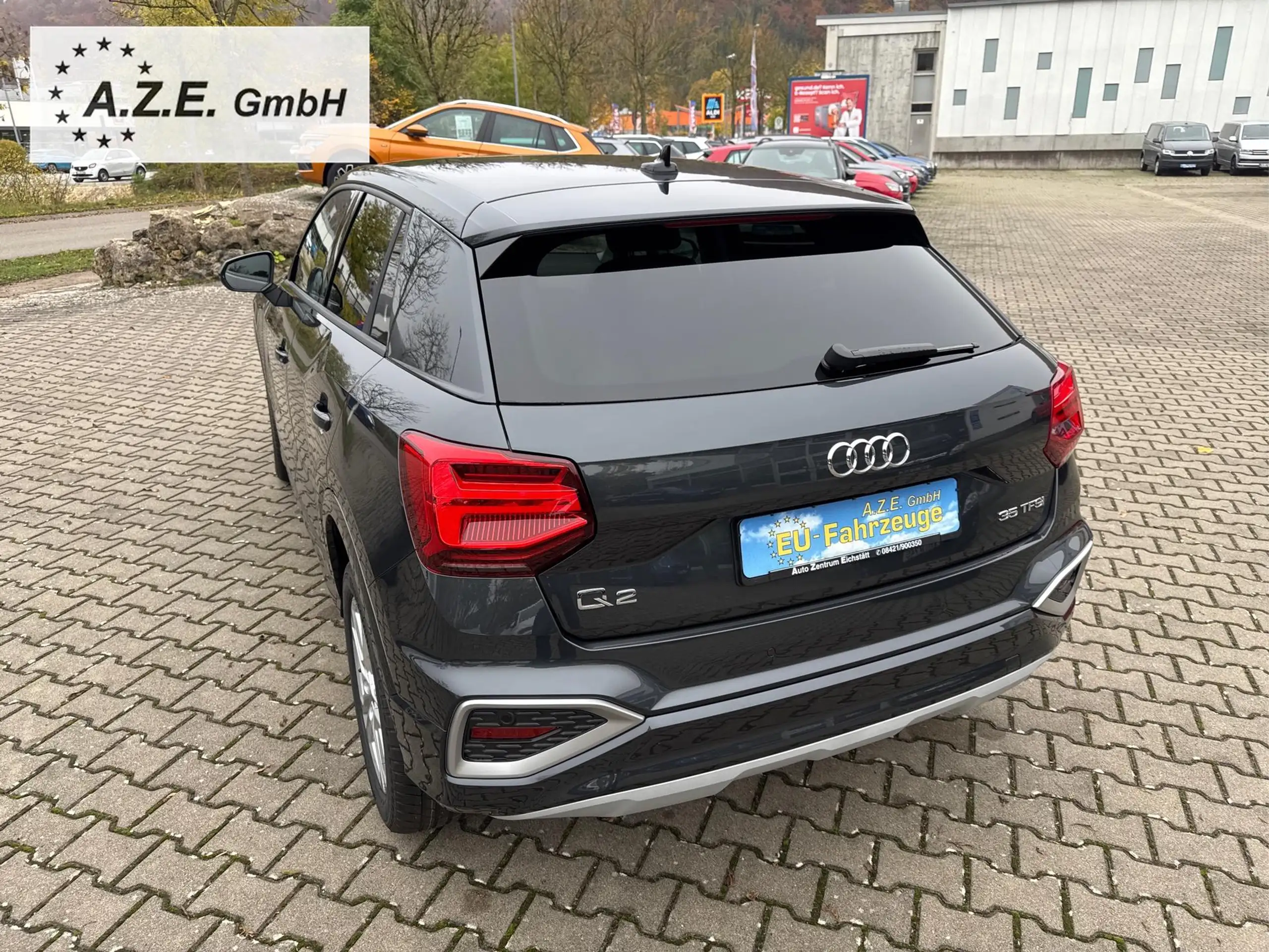 Audi - Q2