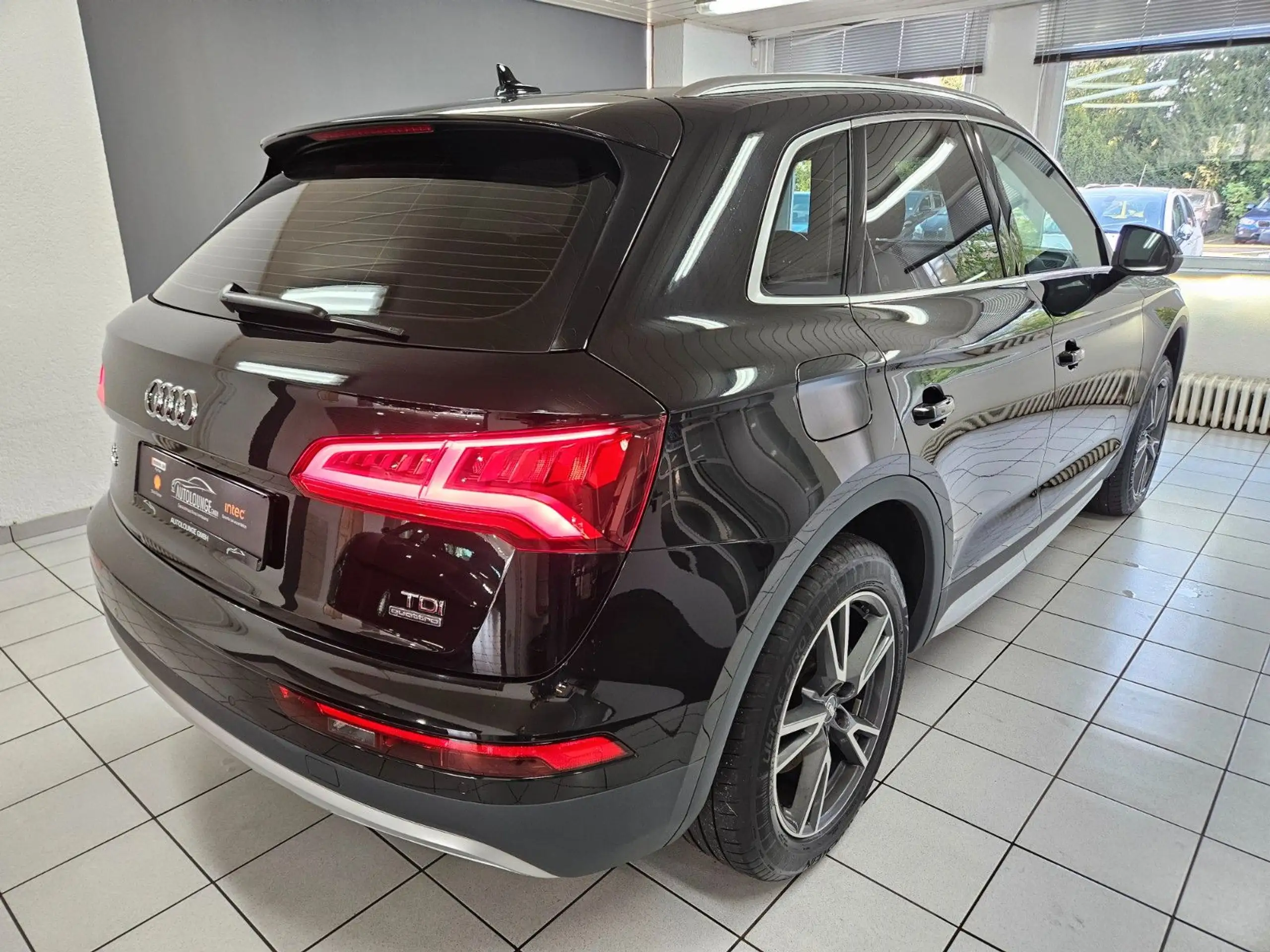 Audi - Q5