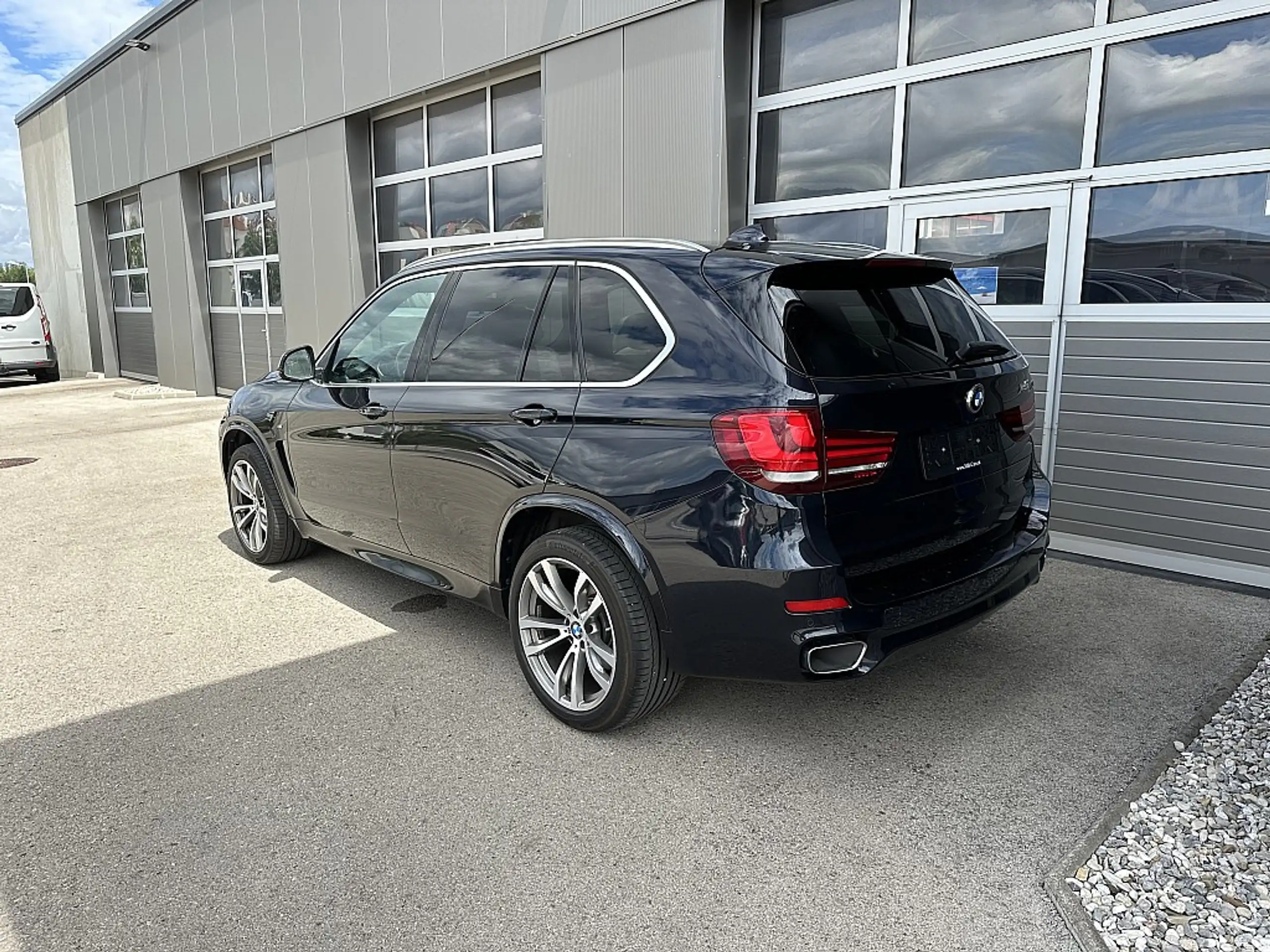 BMW - X5