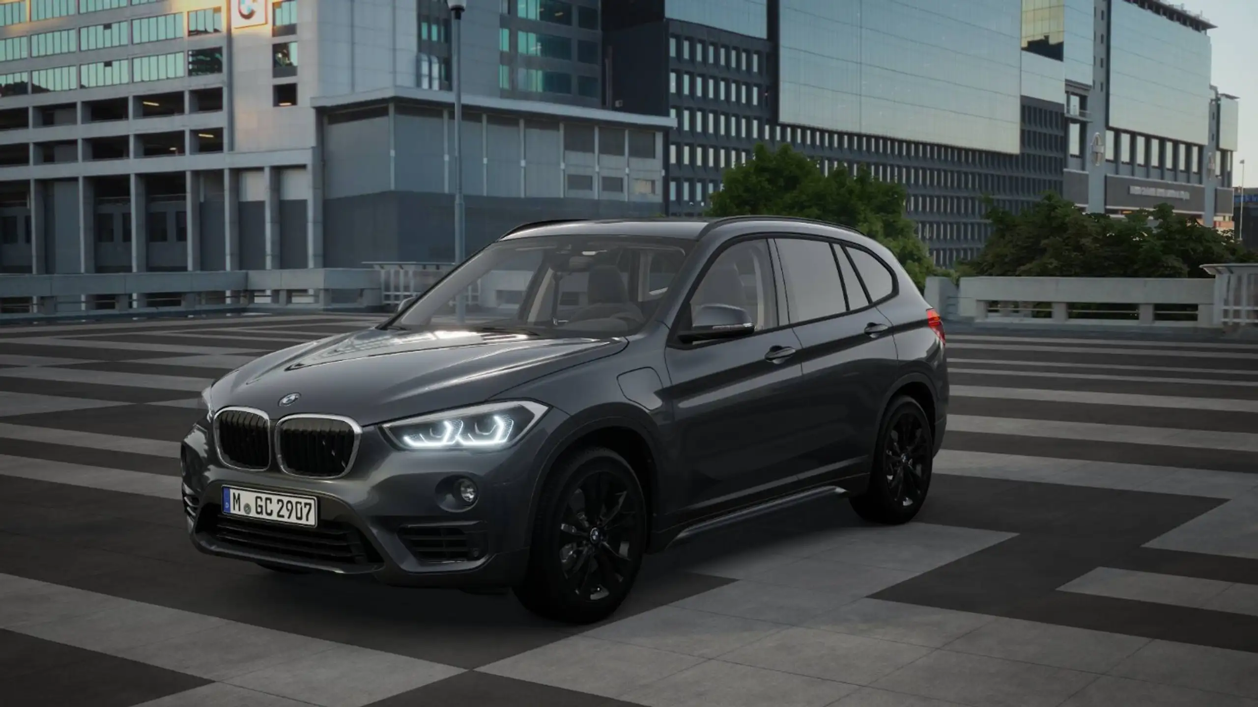 BMW - X1