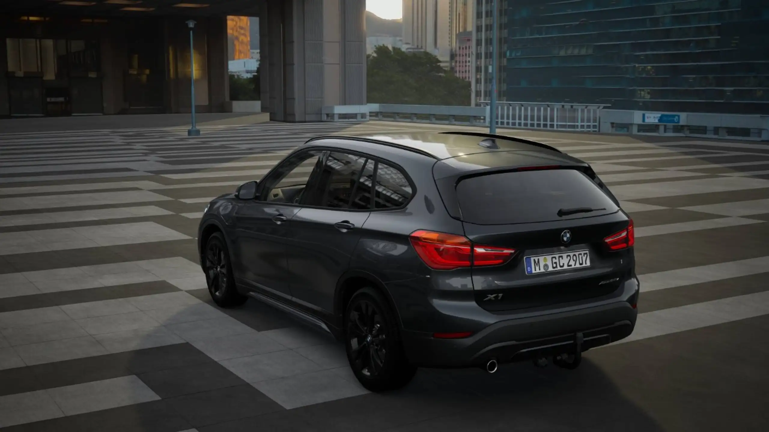 BMW - X1