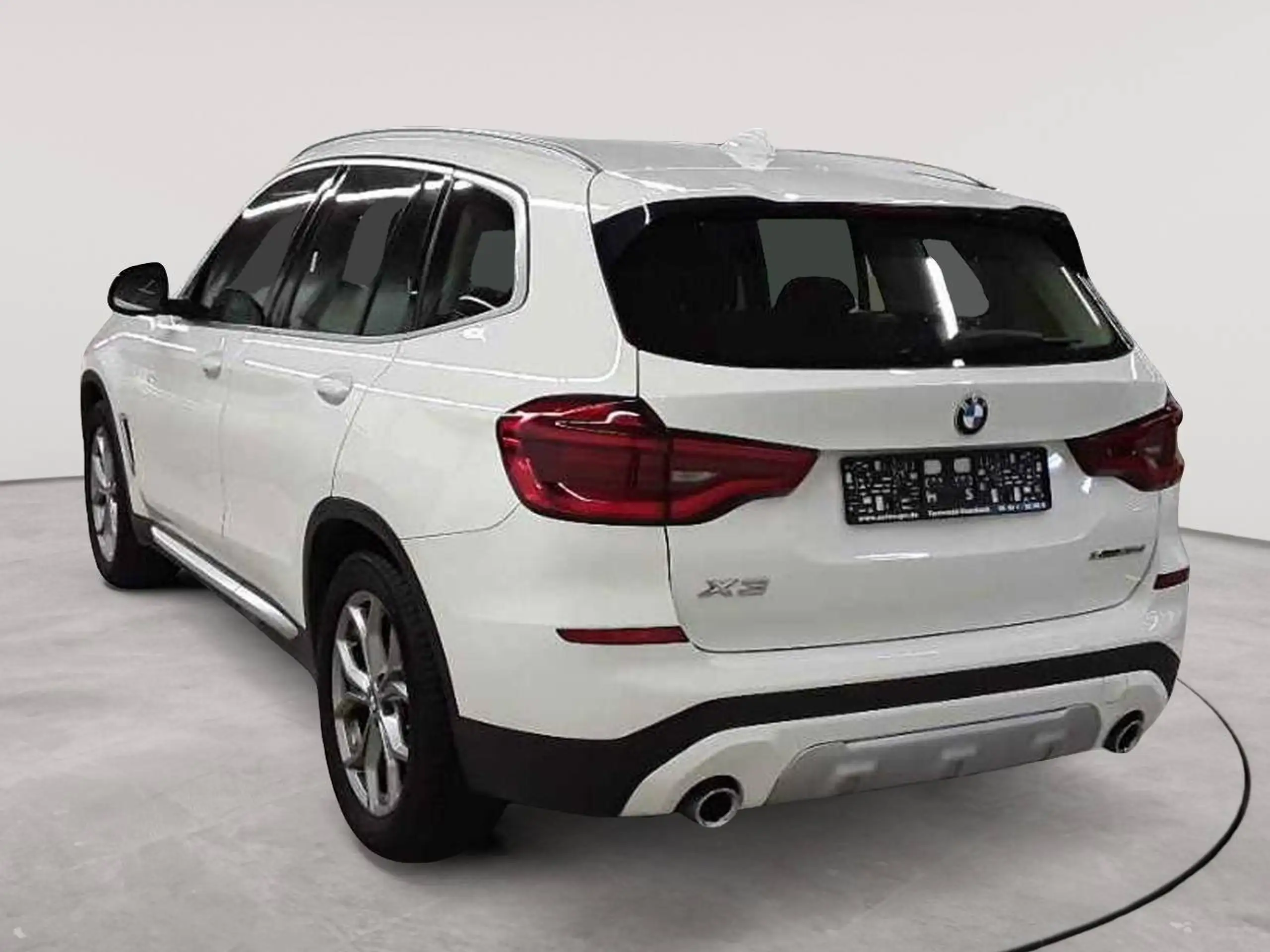 BMW - X3