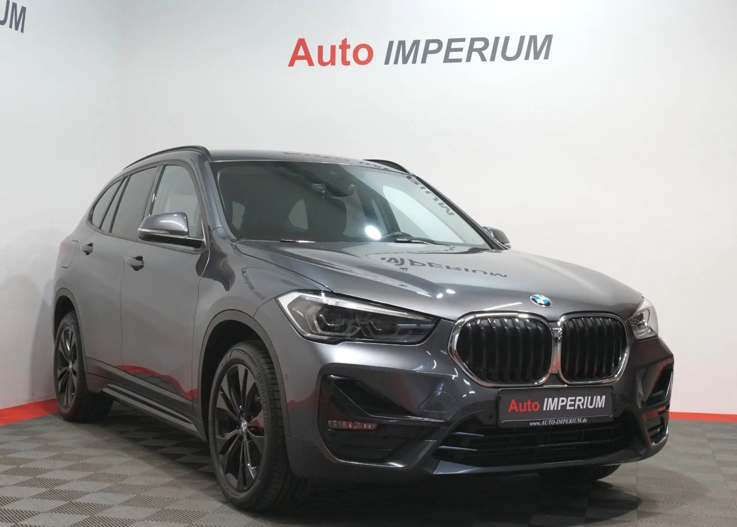 BMW - X1