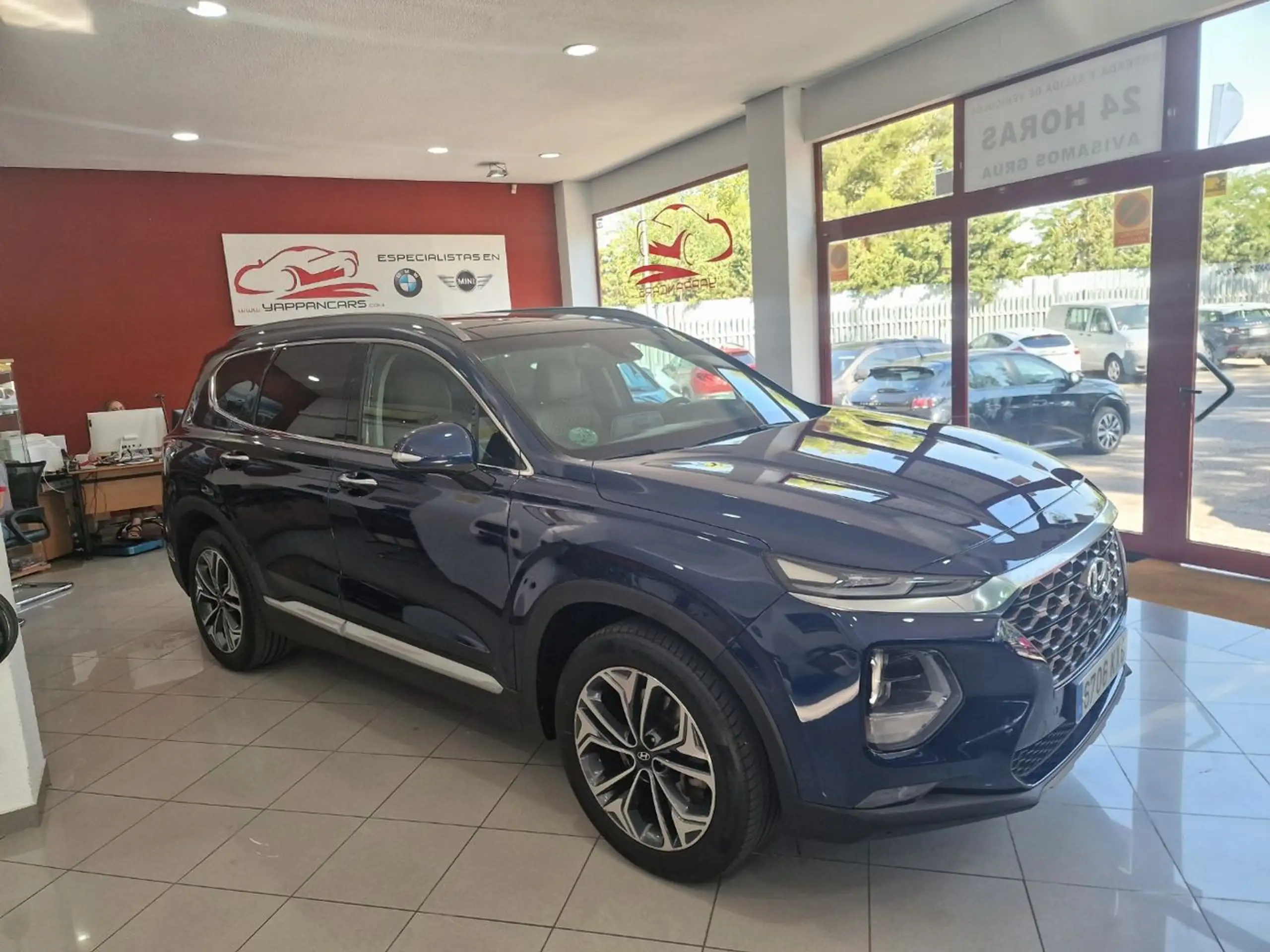 Hyundai - SANTA FE