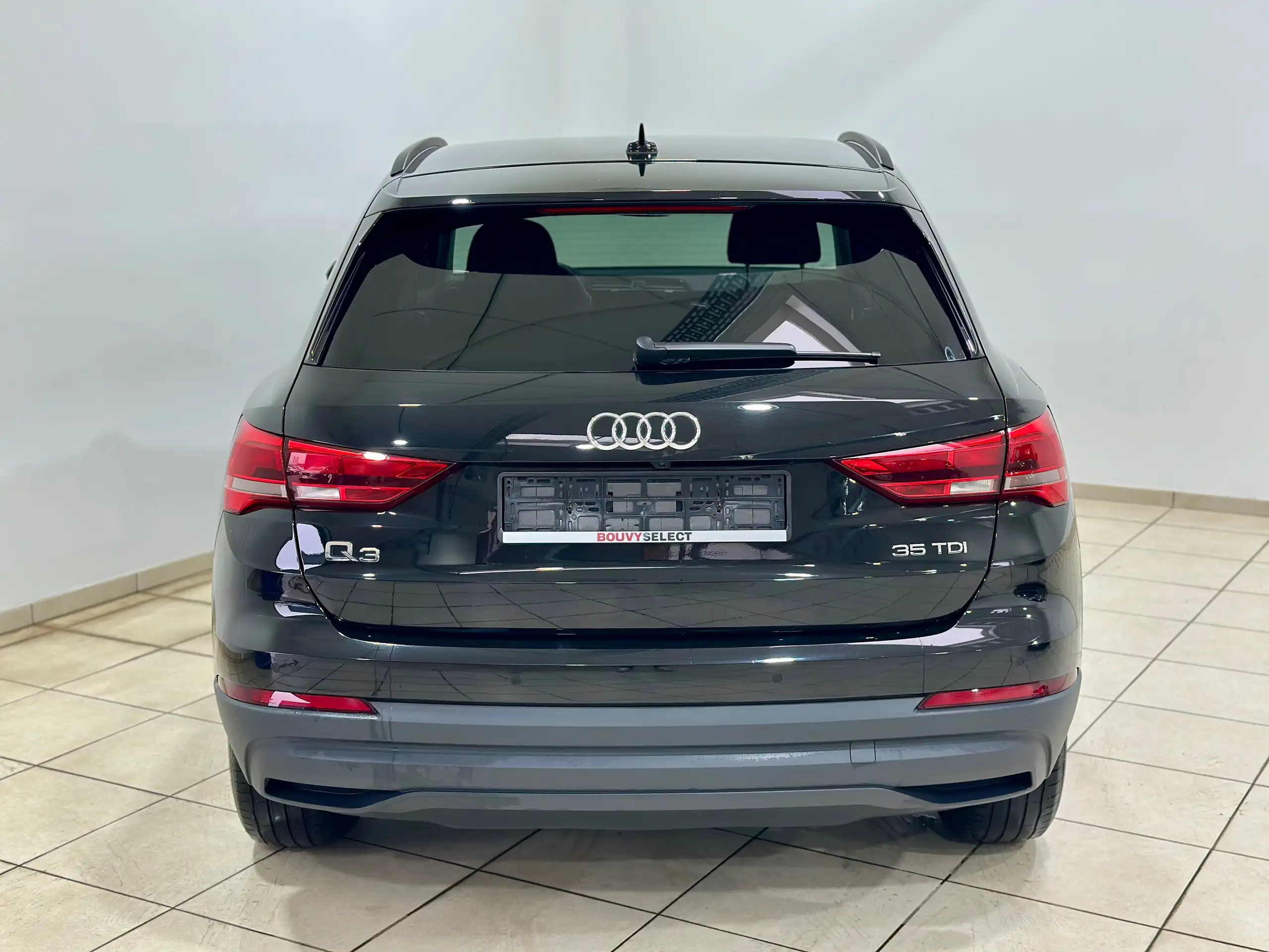 Audi - Q3