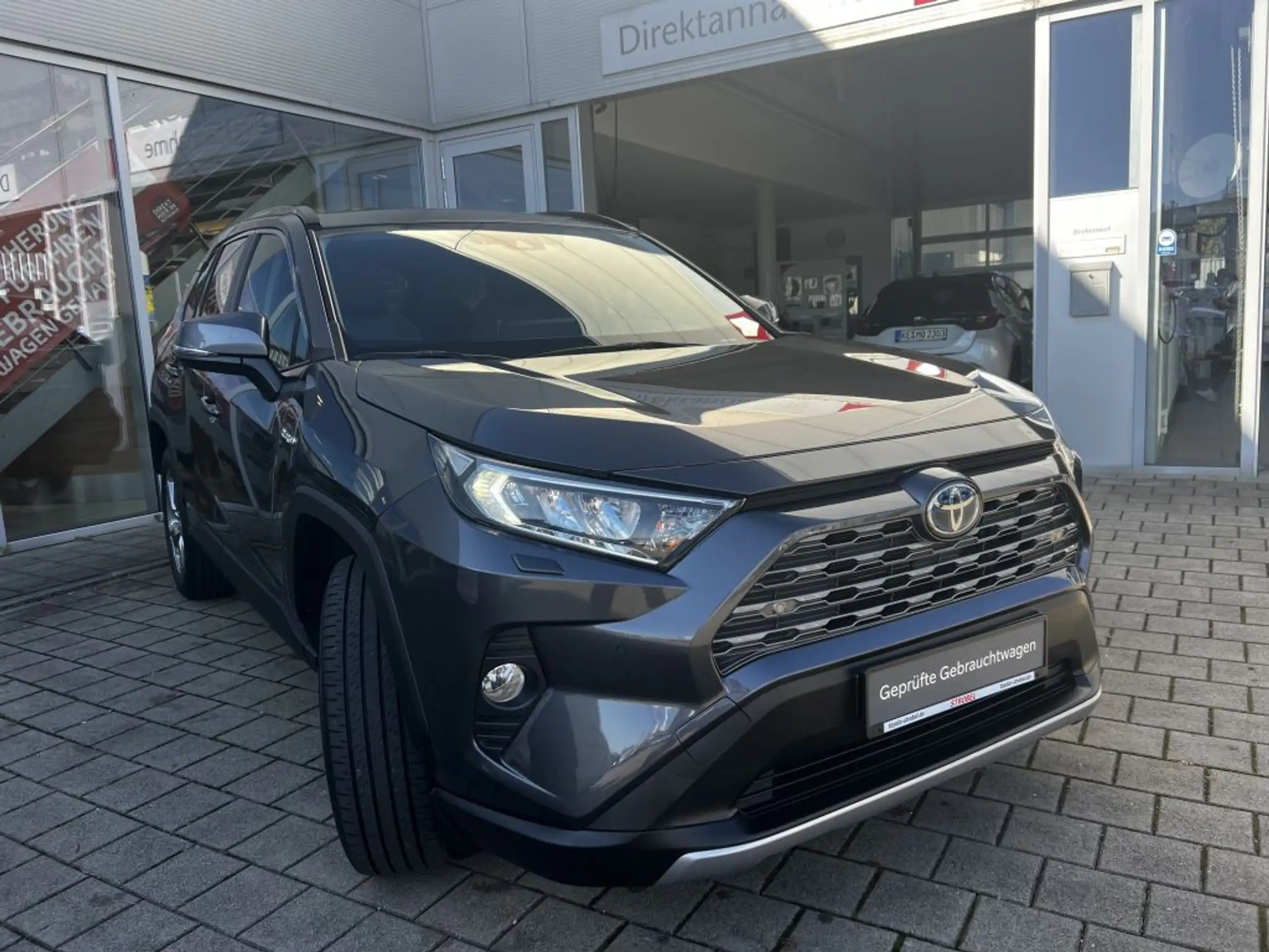 Toyota - RAV 4