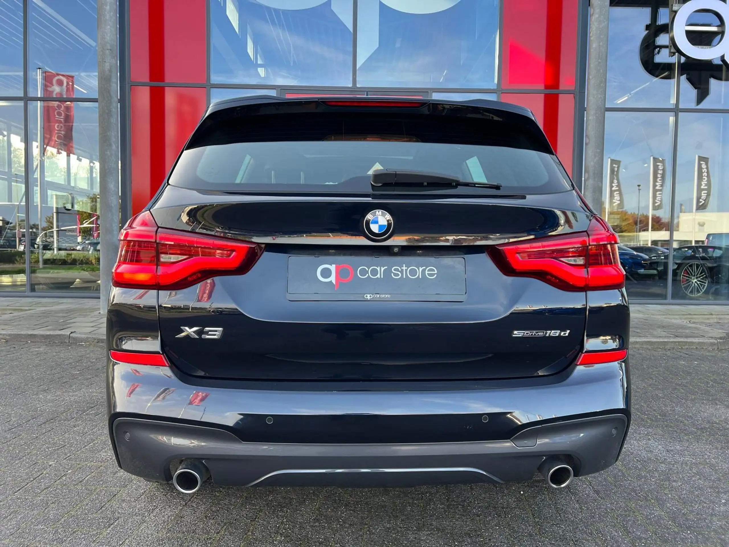 BMW - X3