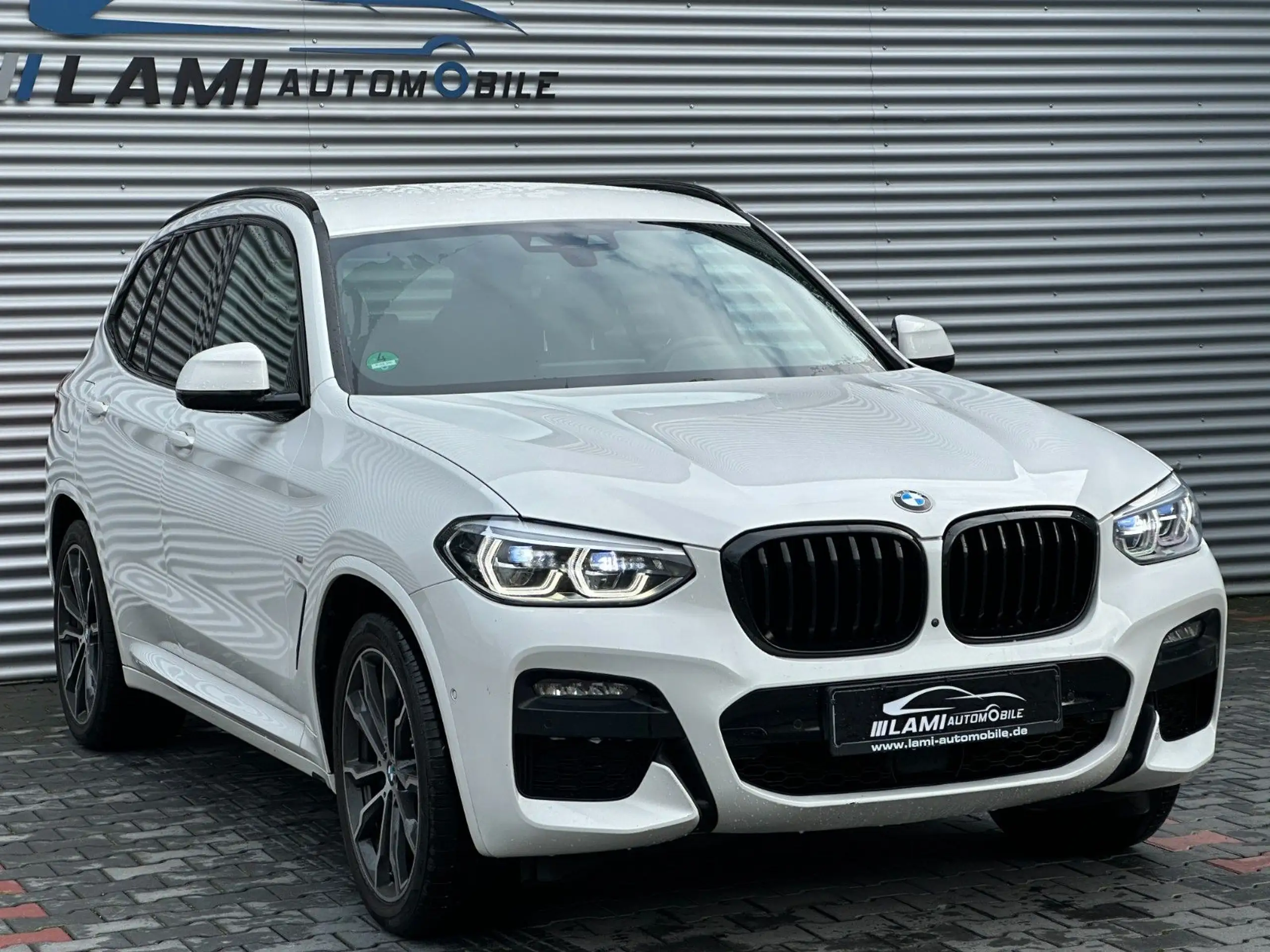 BMW - X3