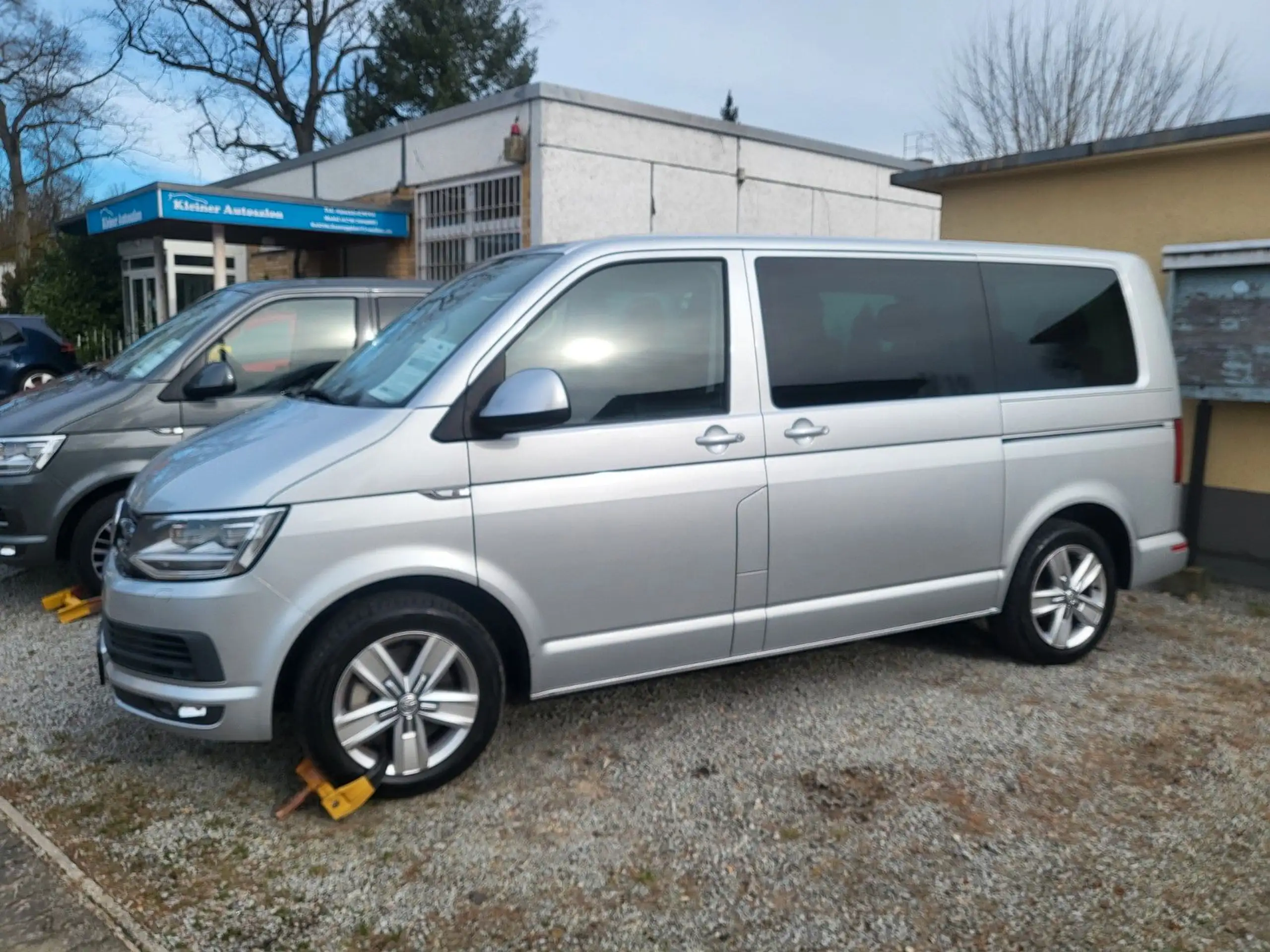 Volkswagen - T6 Multivan