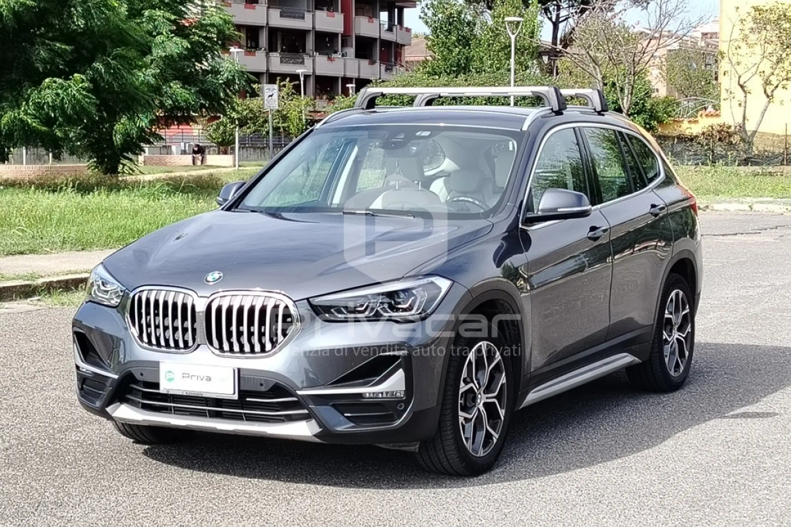 BMW - X1