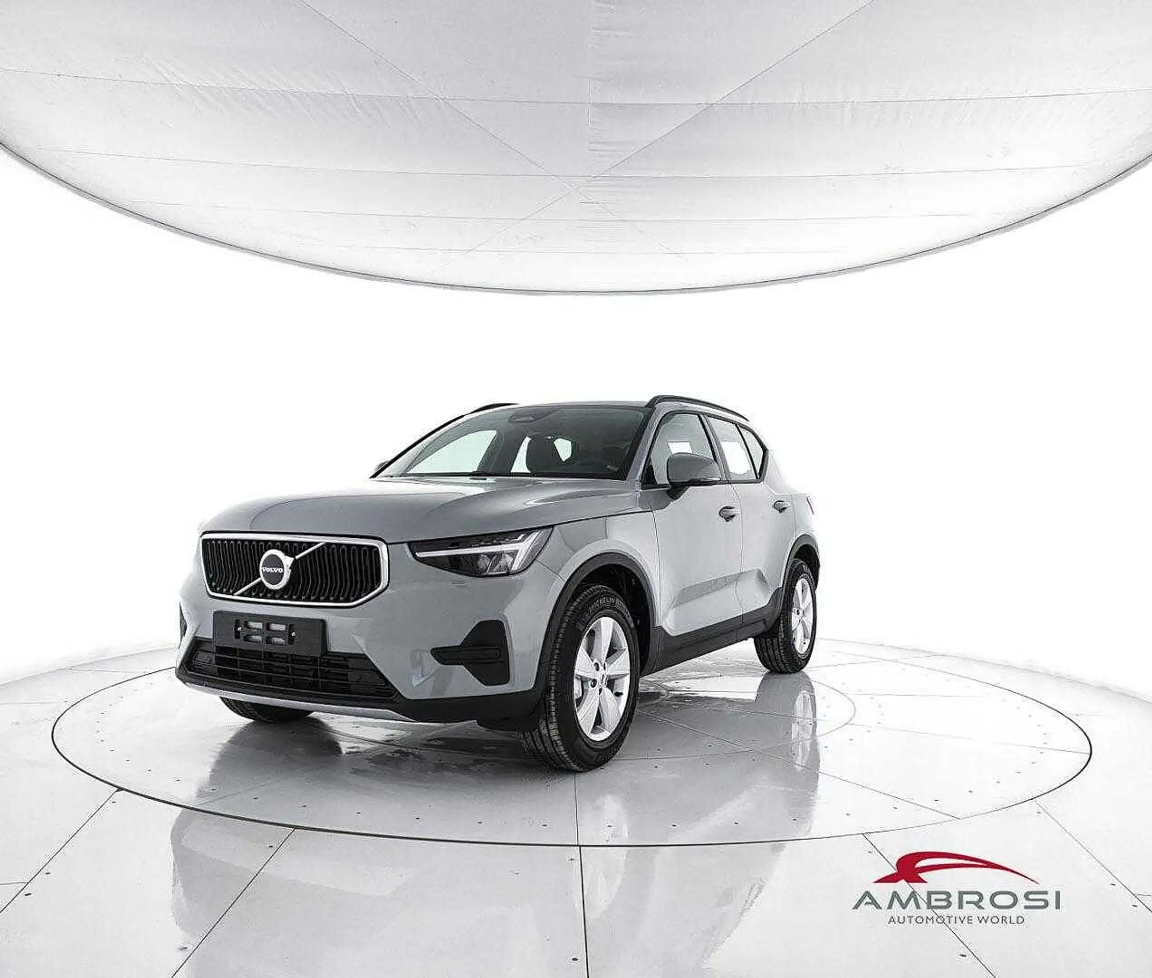 Volvo - XC40