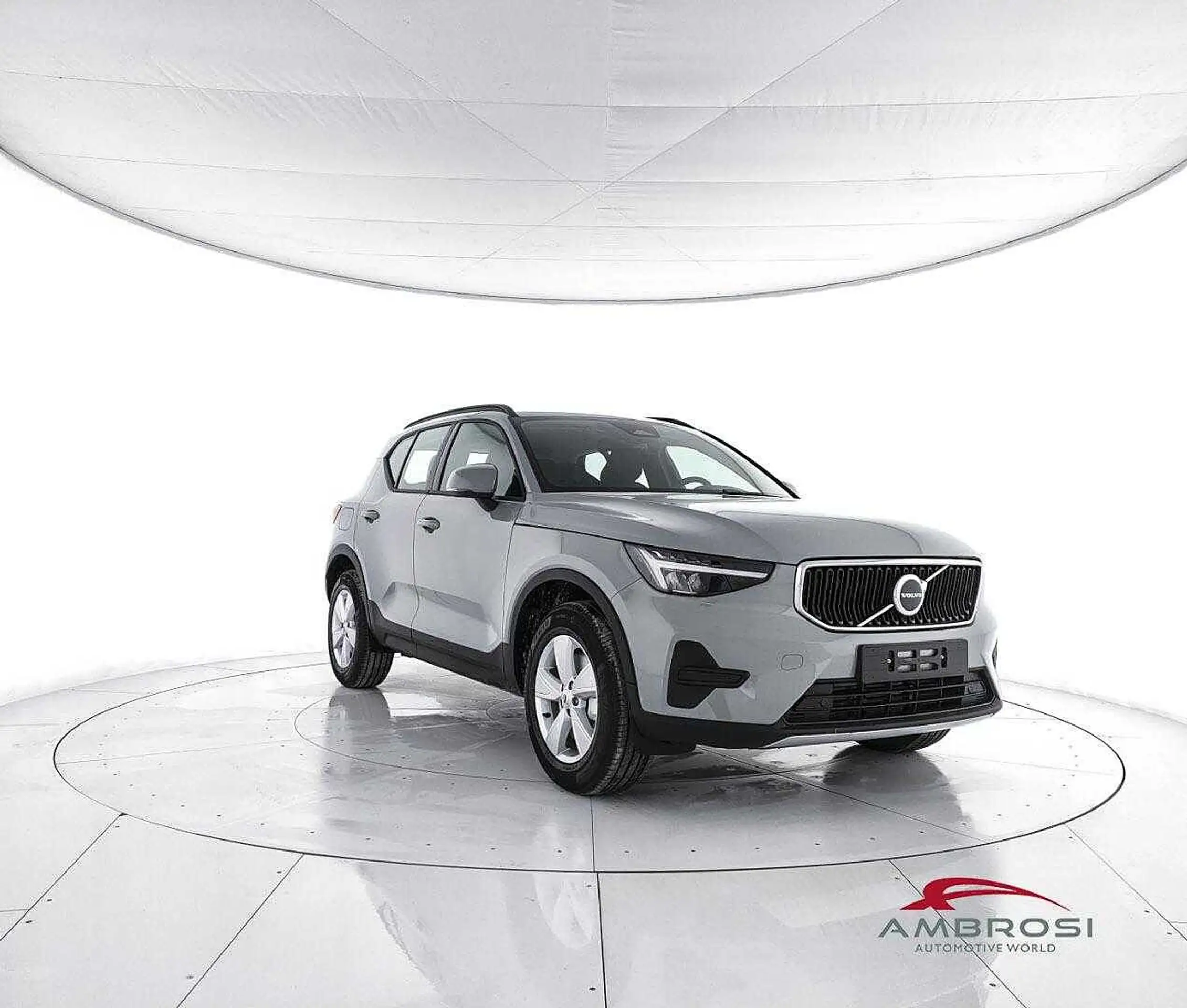 Volvo - XC40