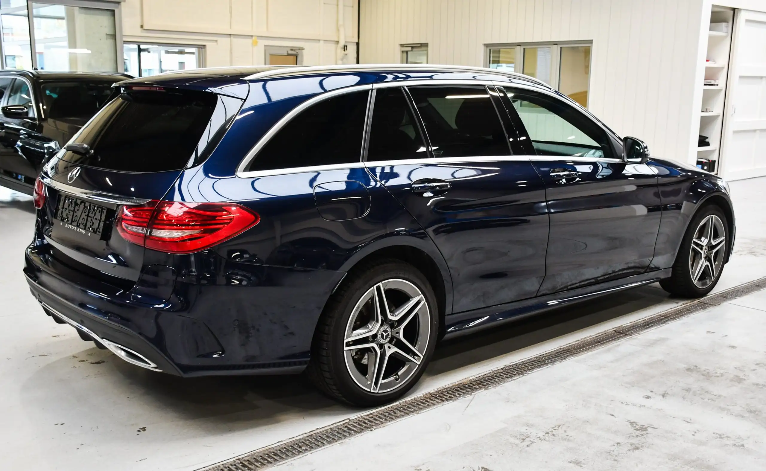 Mercedes-Benz - C 300