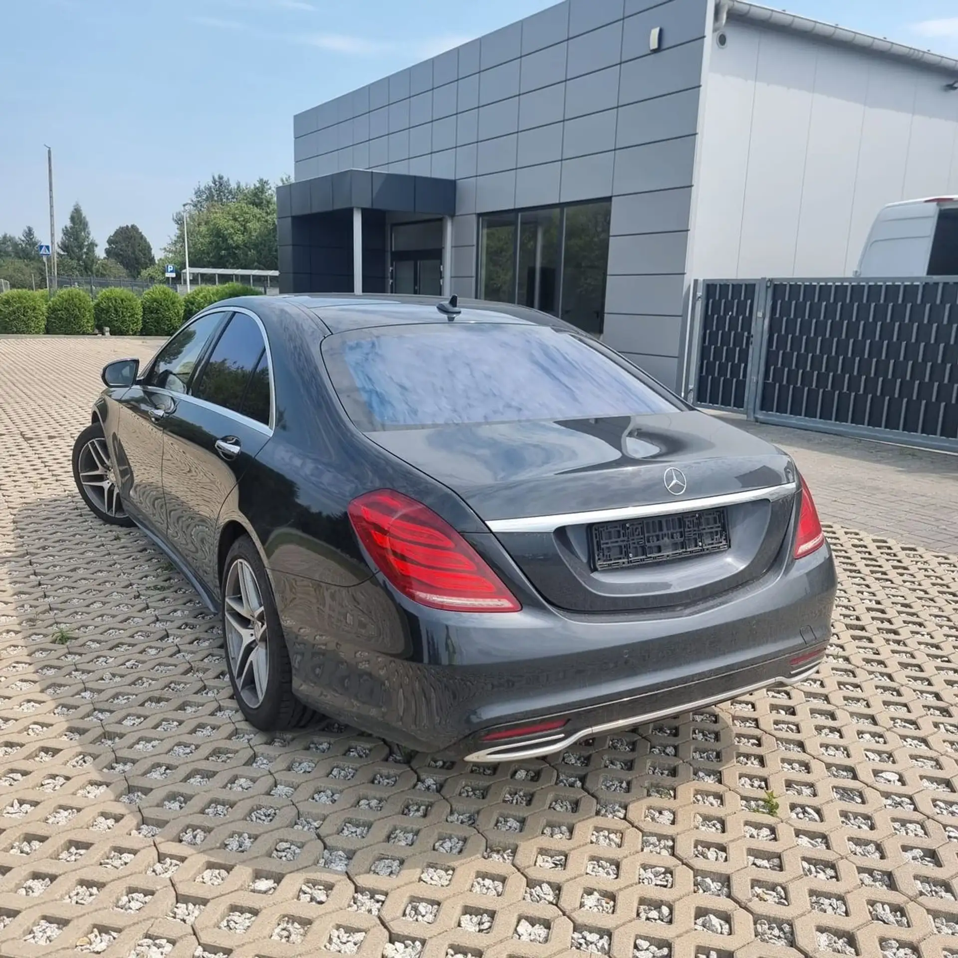 Mercedes-Benz - S 350