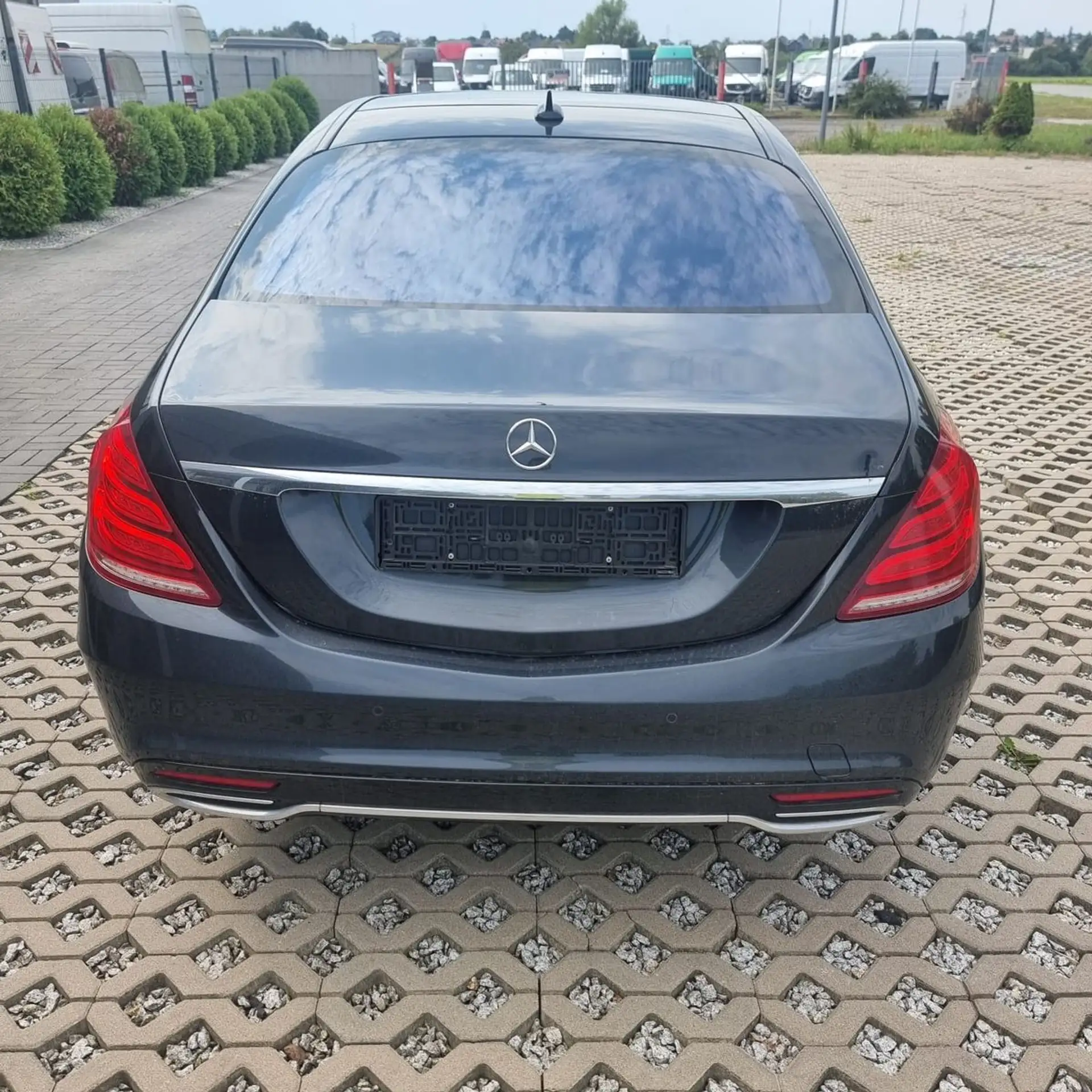 Mercedes-Benz - S 350