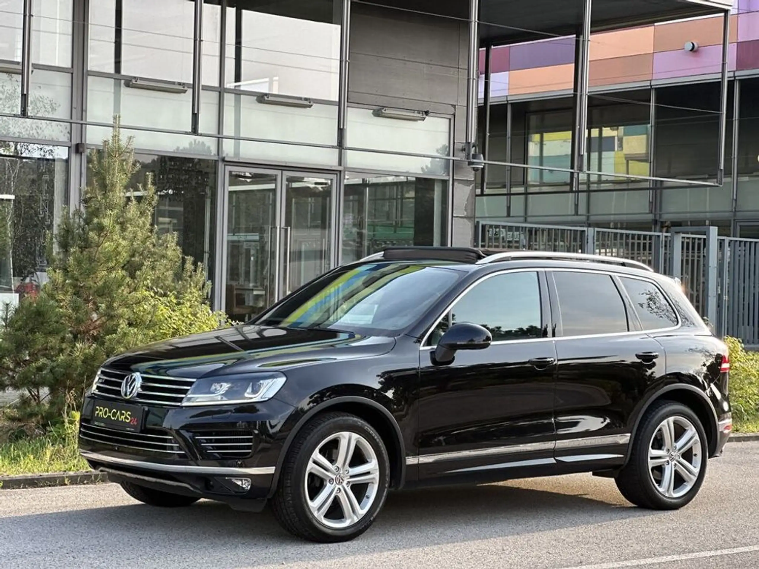 Volkswagen - Touareg