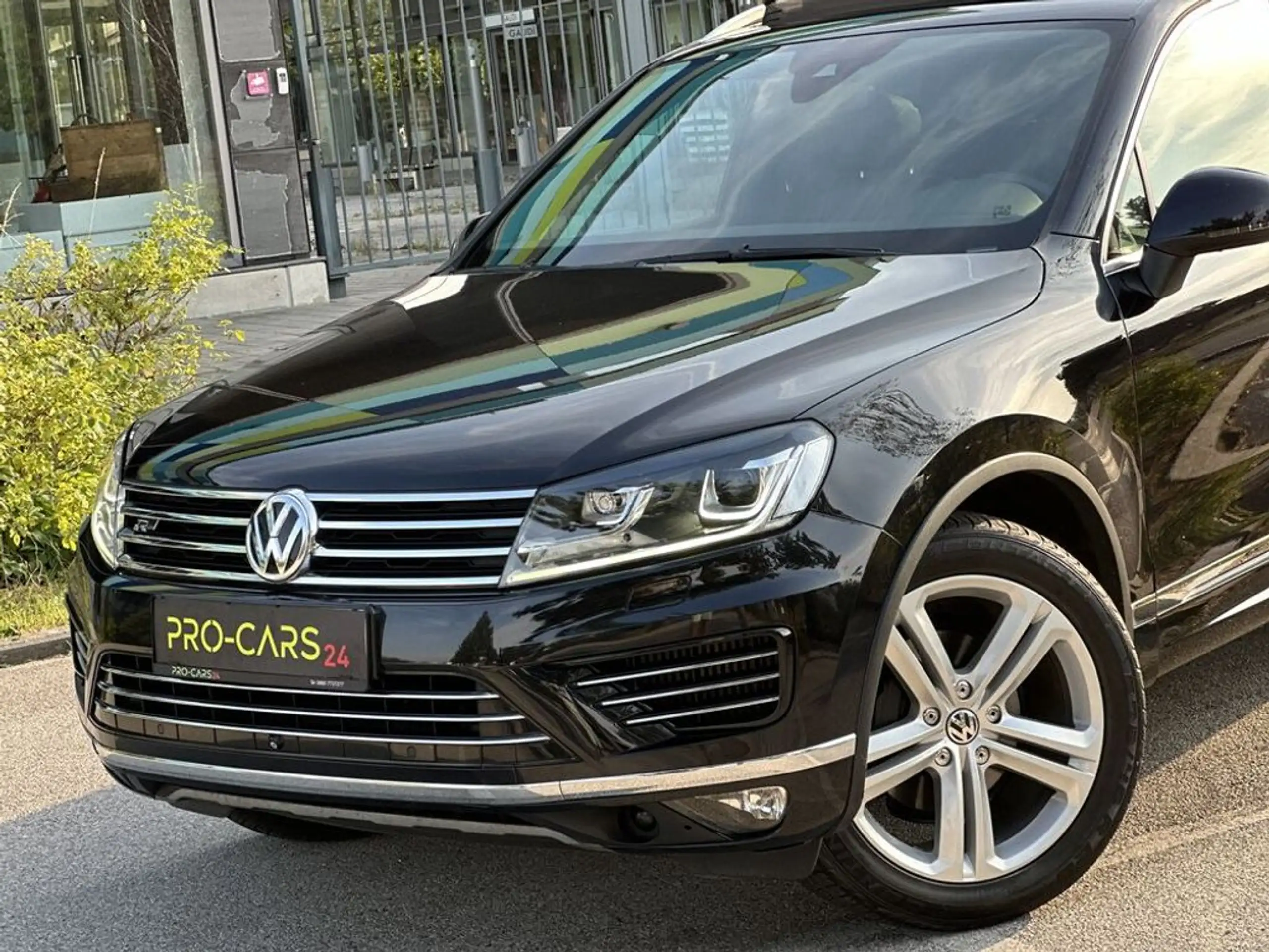 Volkswagen - Touareg