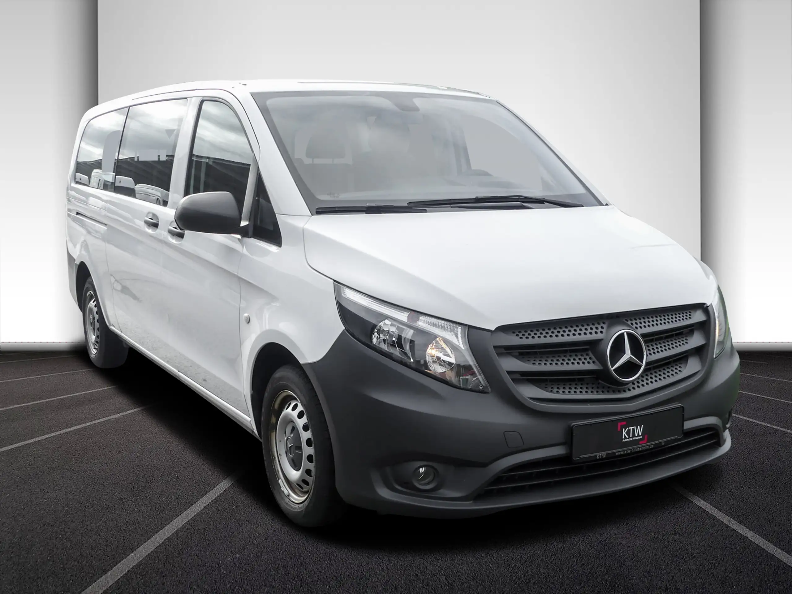 Mercedes-Benz - Vito