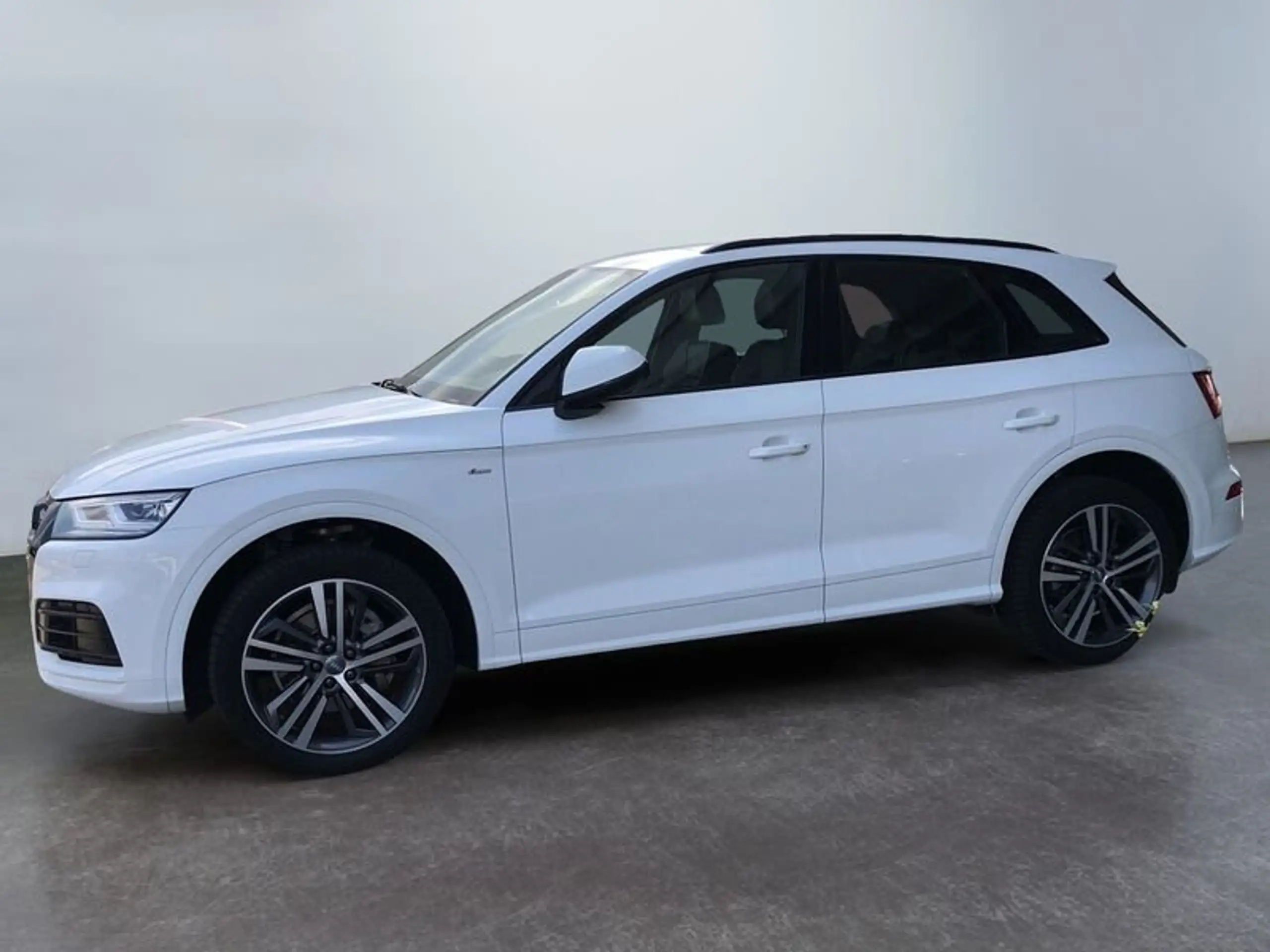 Audi - Q5