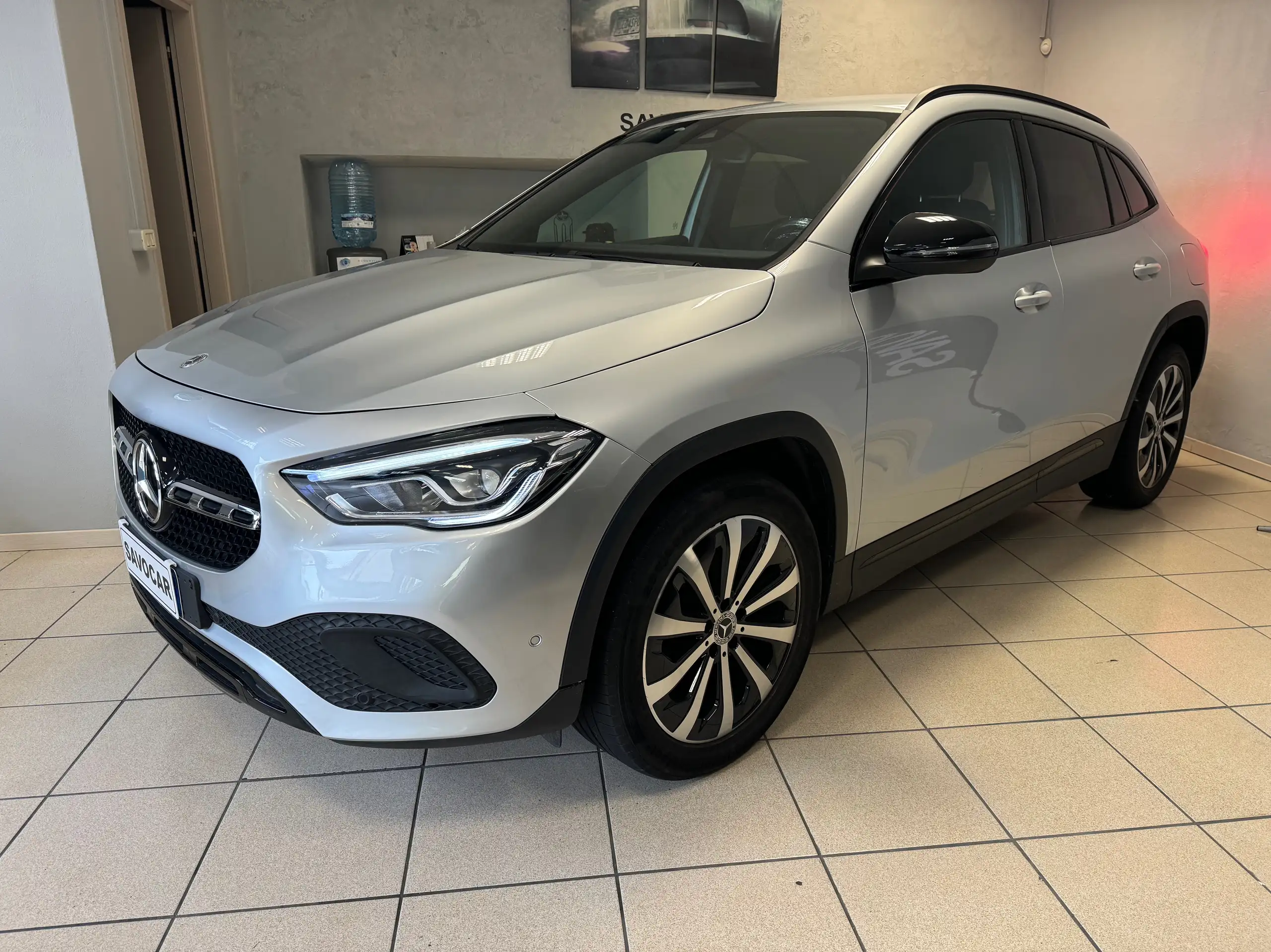 Mercedes-Benz - GLA 200