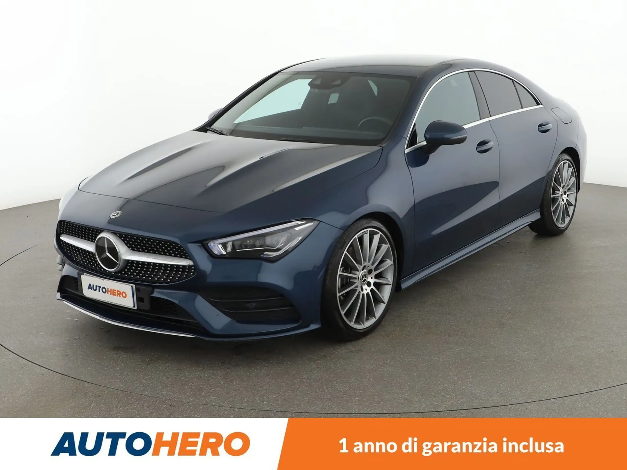 Mercedes-Benz - CLA 200