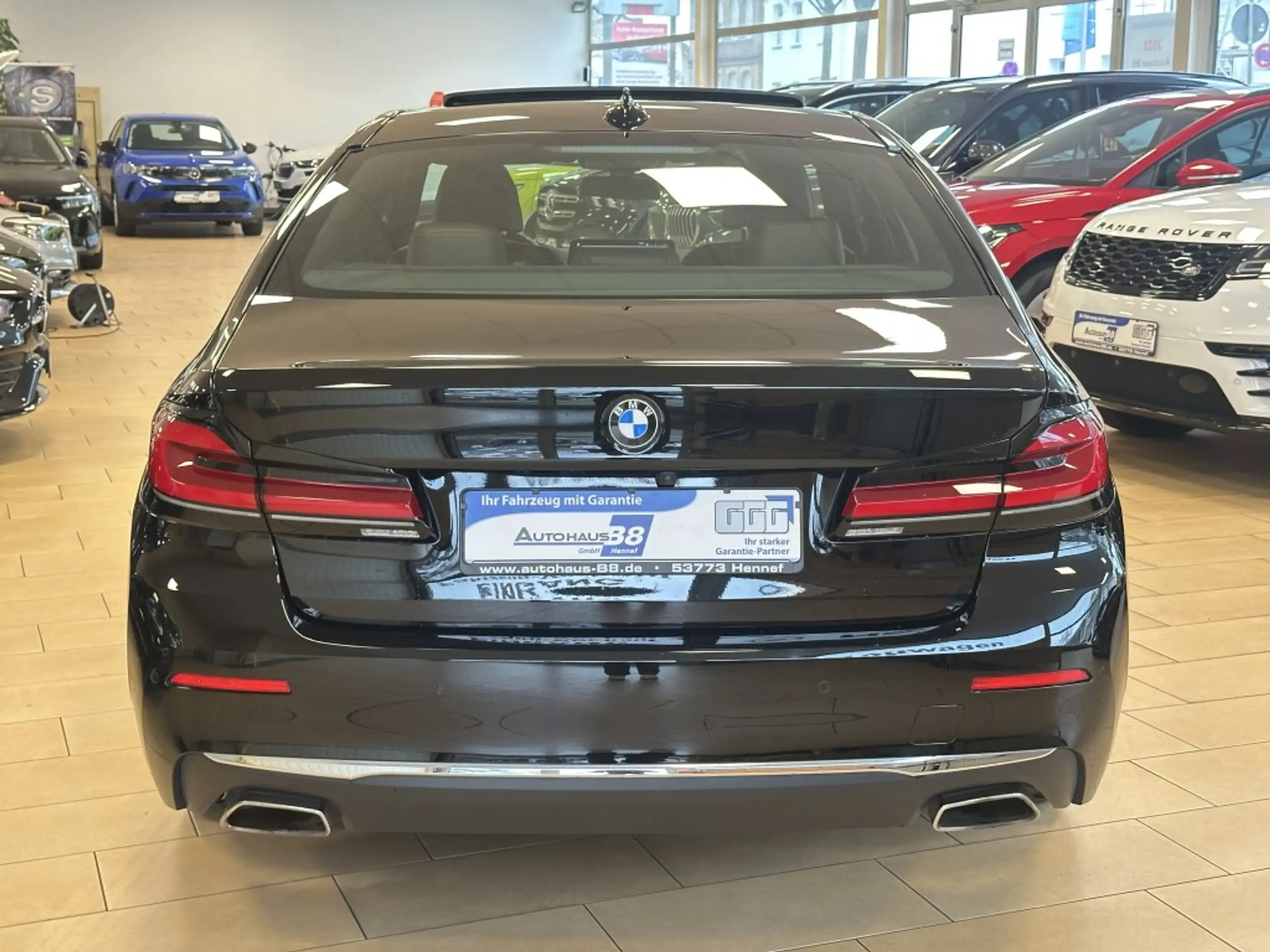 BMW - 530