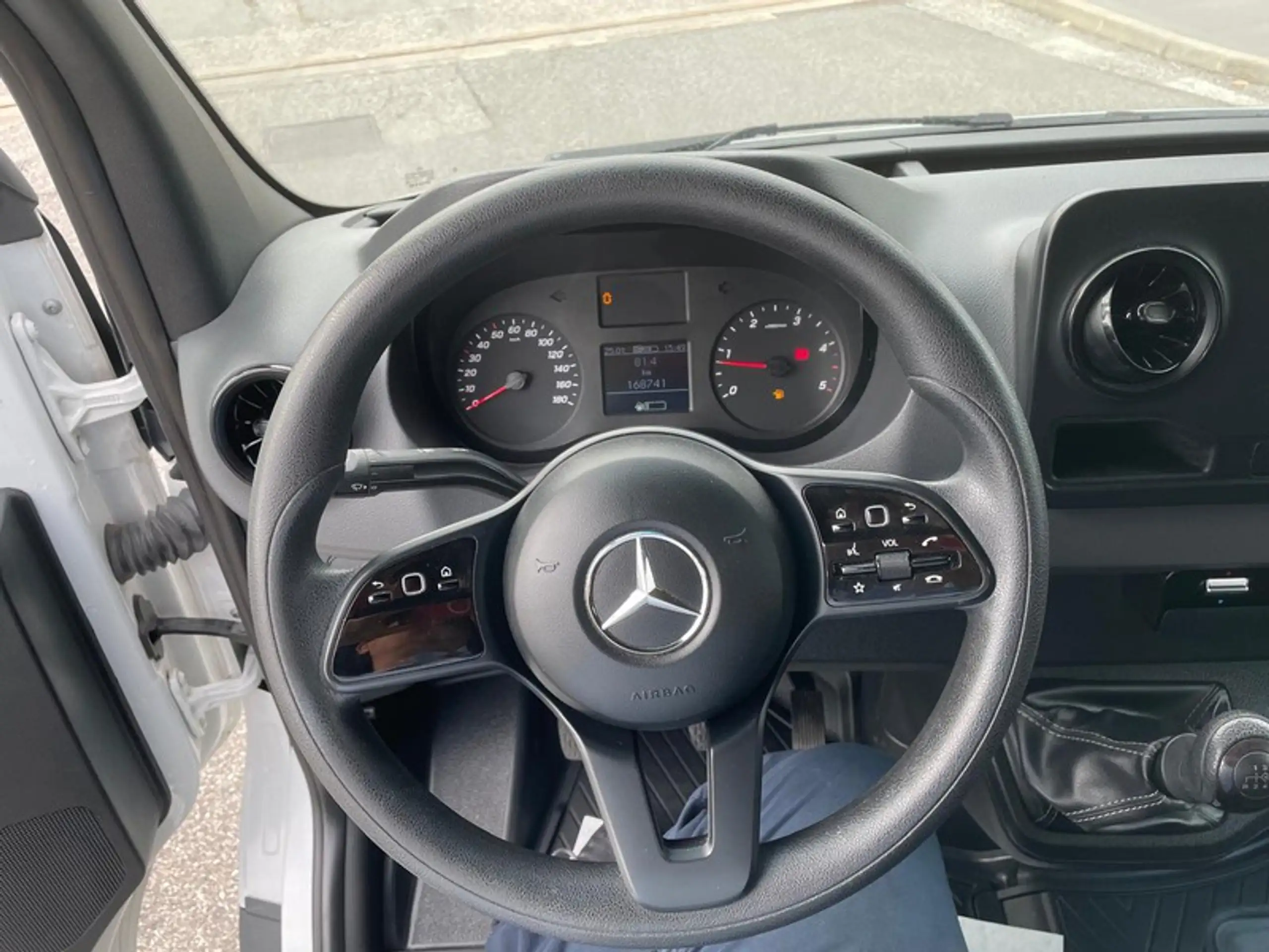 Mercedes-Benz - Sprinter